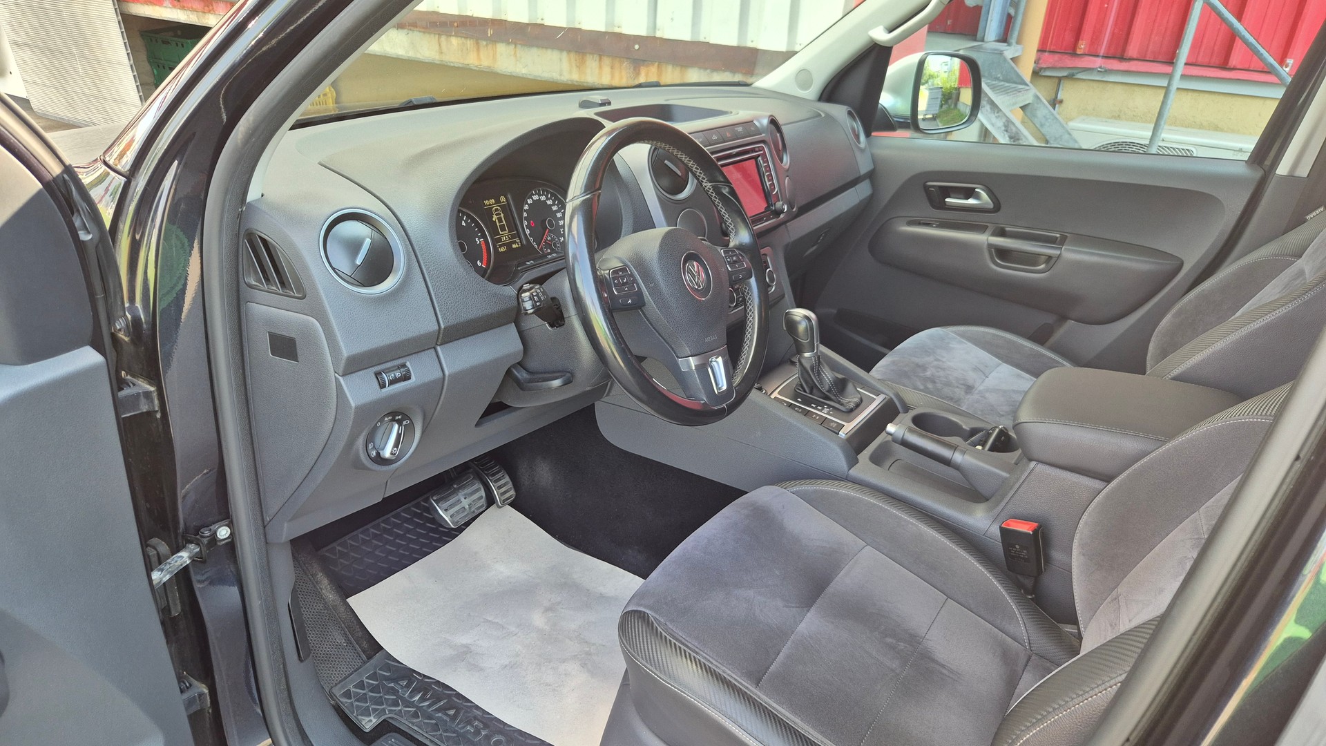 VW Amarok 2.0 BiTDI Ultimate 4Motion permanent A-image-7