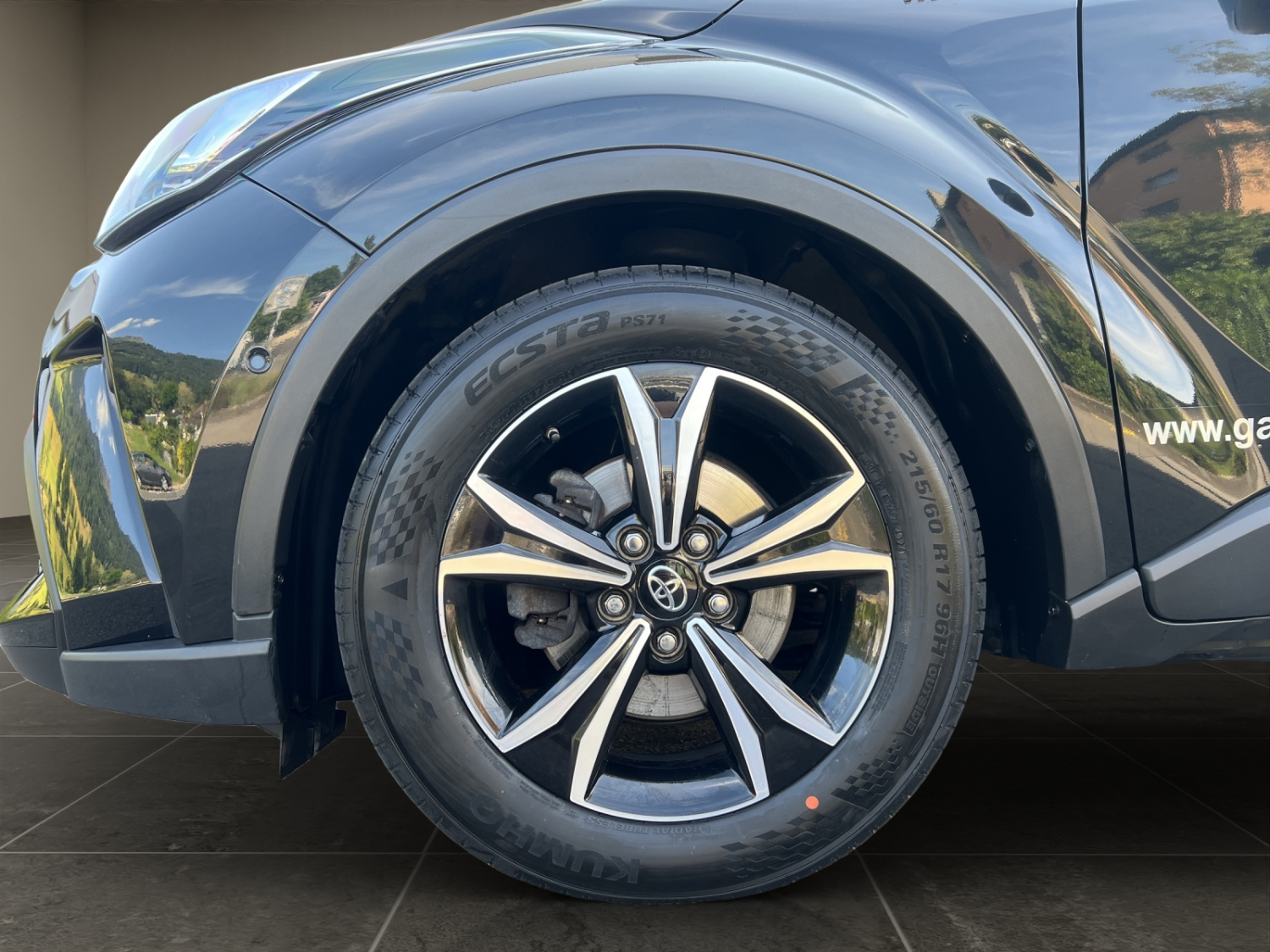 TOYOTA C-HR 2.0 VVTi HSD Trend-image-26