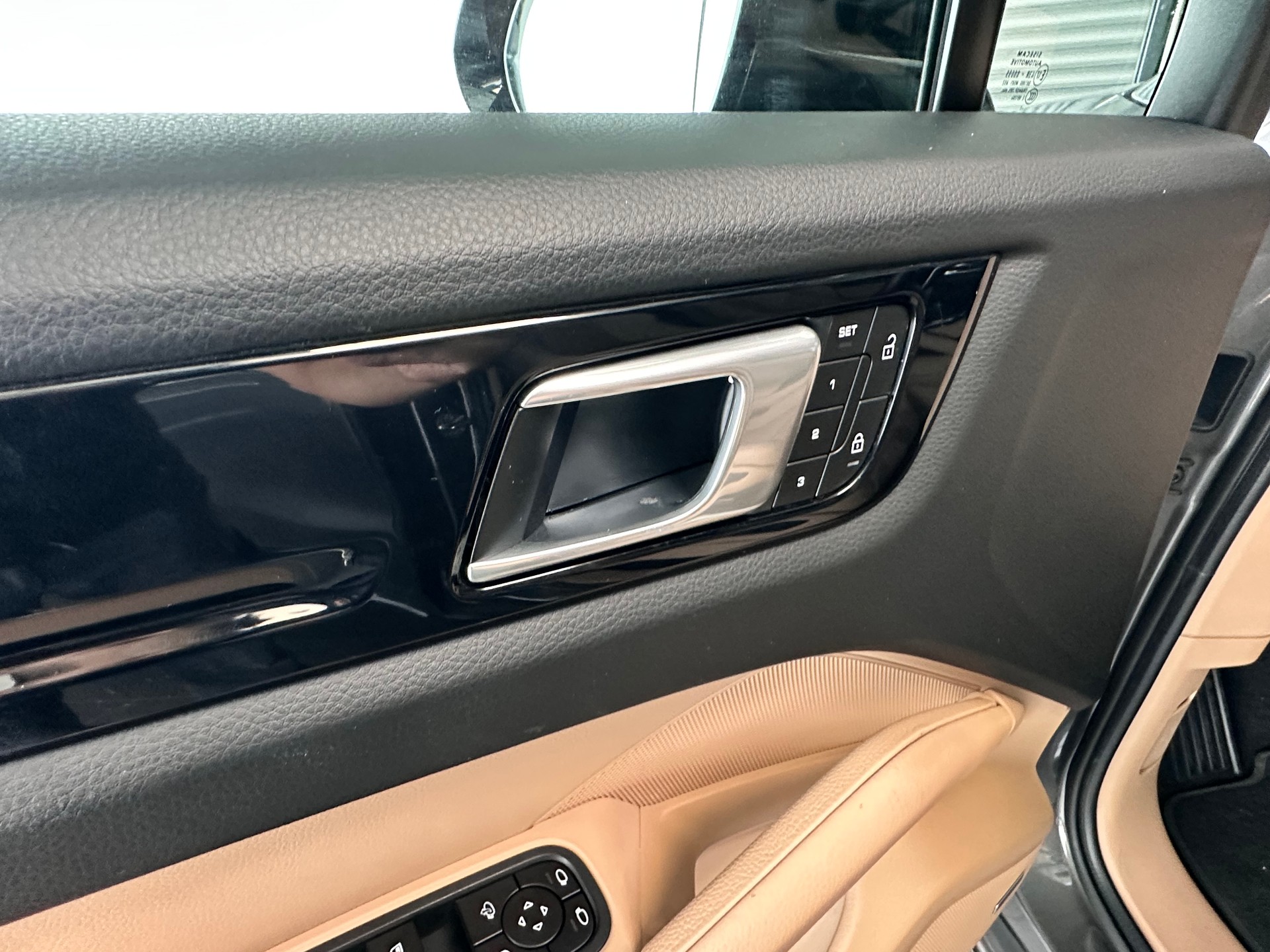 PORSCHE Cayenne Coupé 3.0 V6-image-10