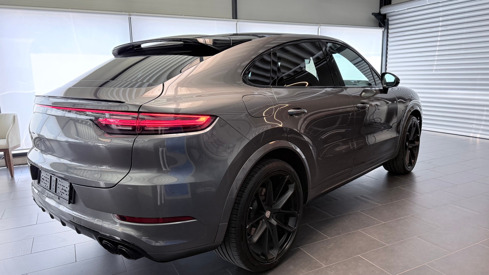 PORSCHE Cayenne Coupé 3.0 V6-image-19