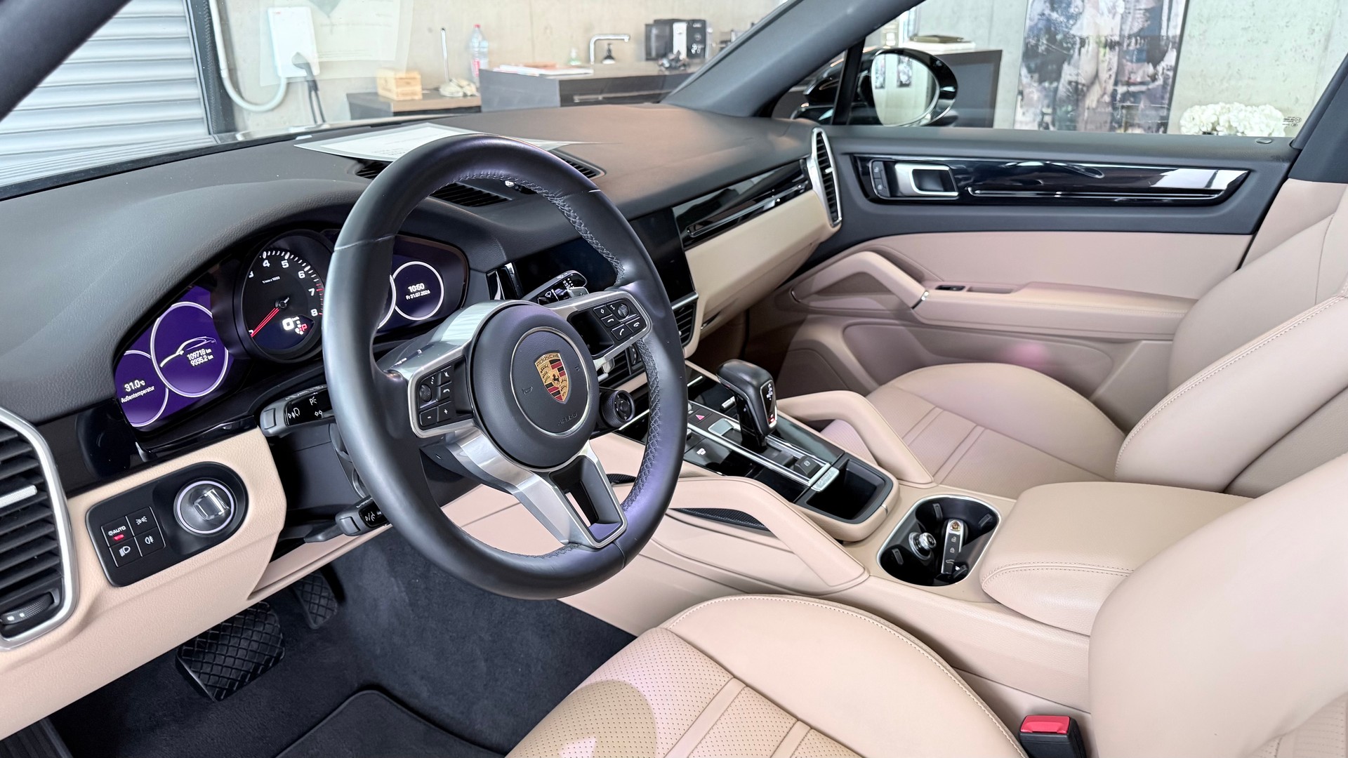 PORSCHE Cayenne Coupé 3.0 V6-image-9