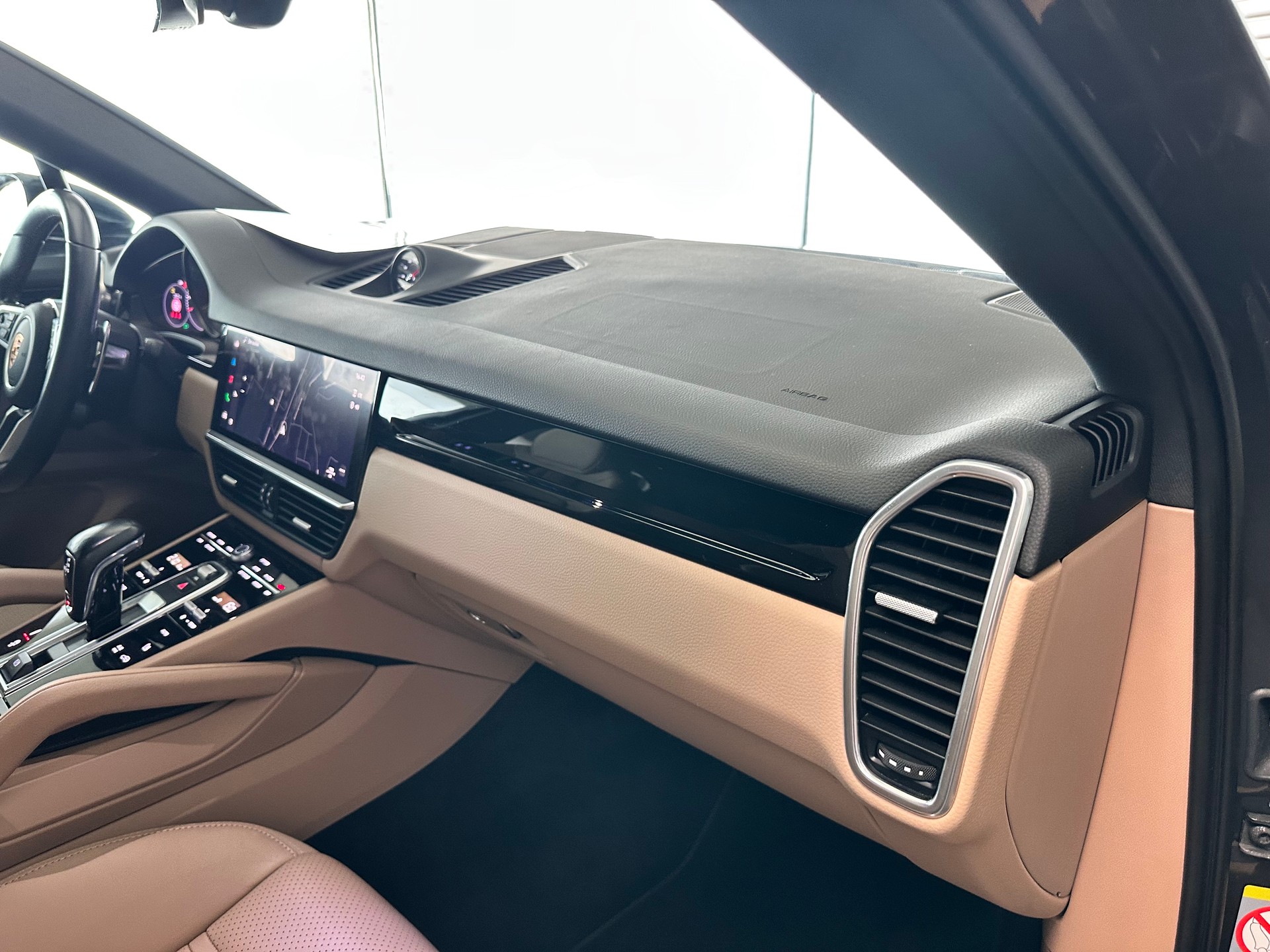 PORSCHE Cayenne Coupé 3.0 V6-image-21