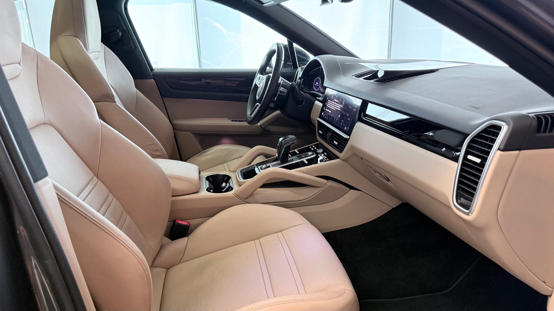 PORSCHE Cayenne Coupé 3.0 V6-image-21