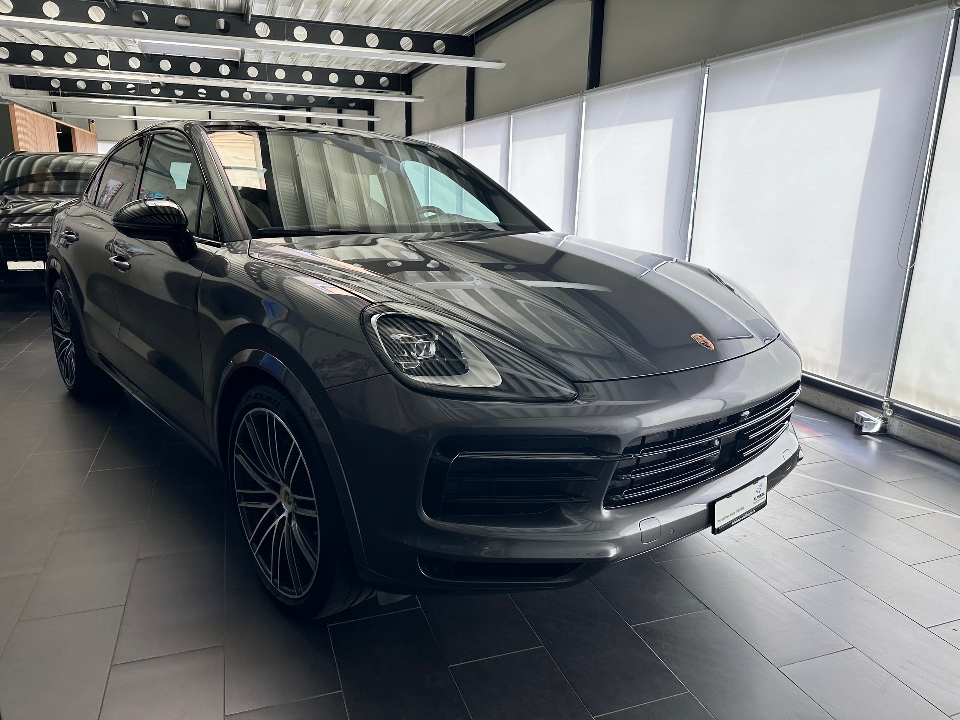 PORSCHE Cayenne Coupé 3.0 V6-showroom-element-1