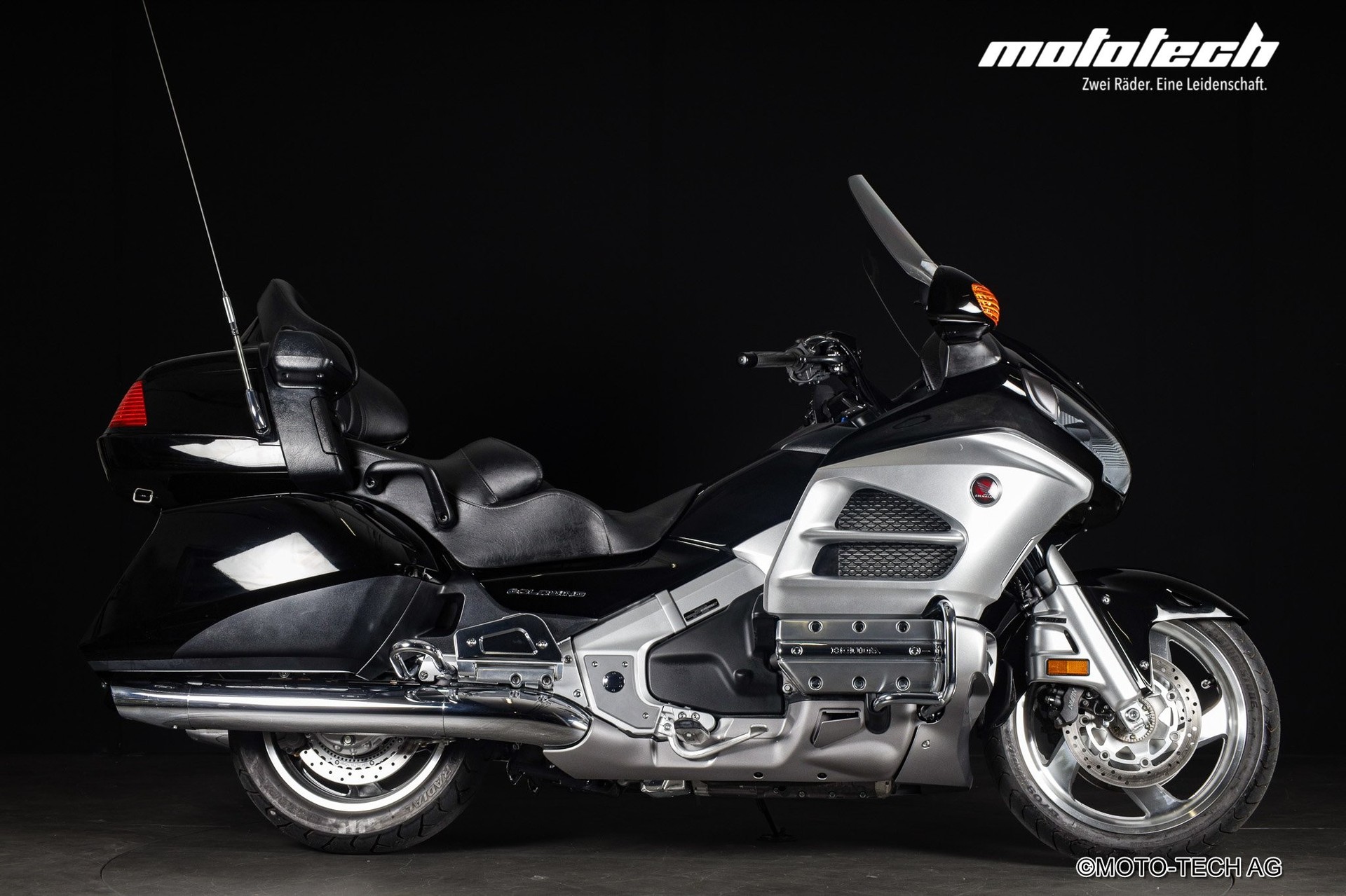 HONDA GL 1800 A Goldwing Airbag-showroom-element-1