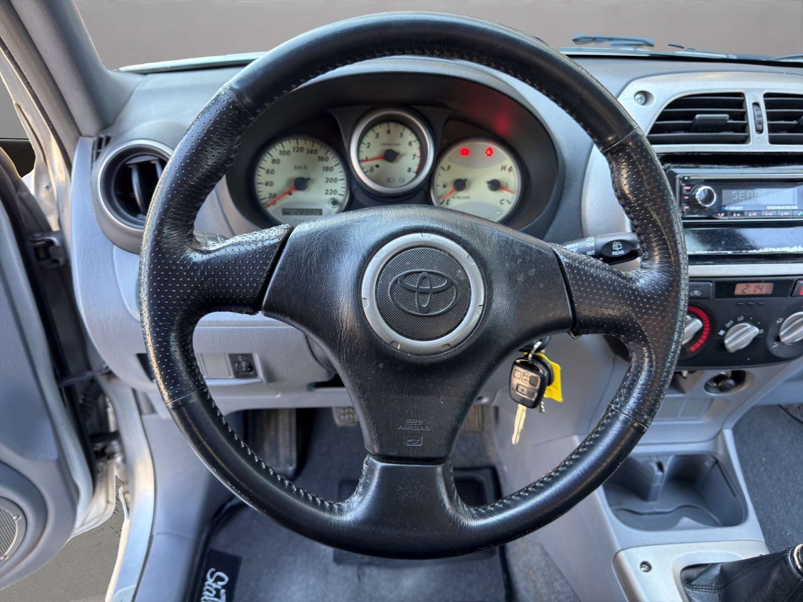 TOYOTA RAV-4 2.0 16V Linea Terra-image-9