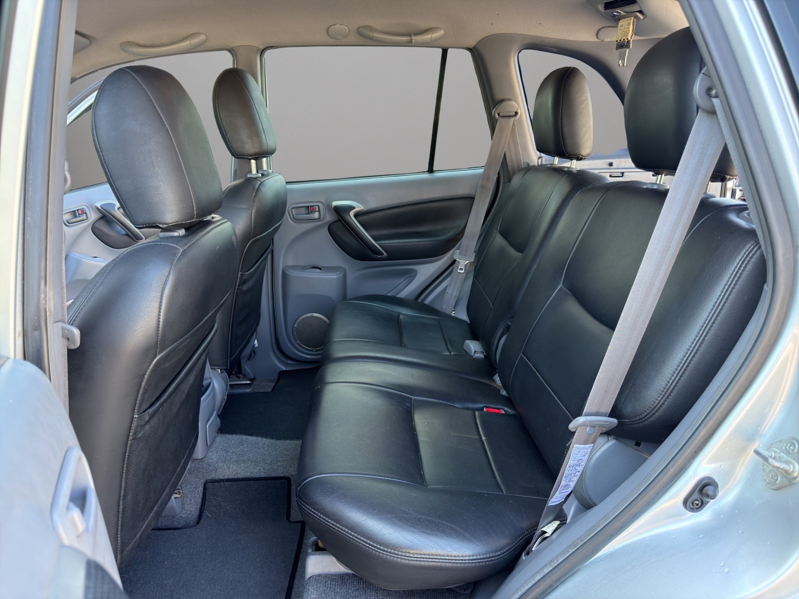 TOYOTA RAV-4 2.0 16V Linea Terra-image-12