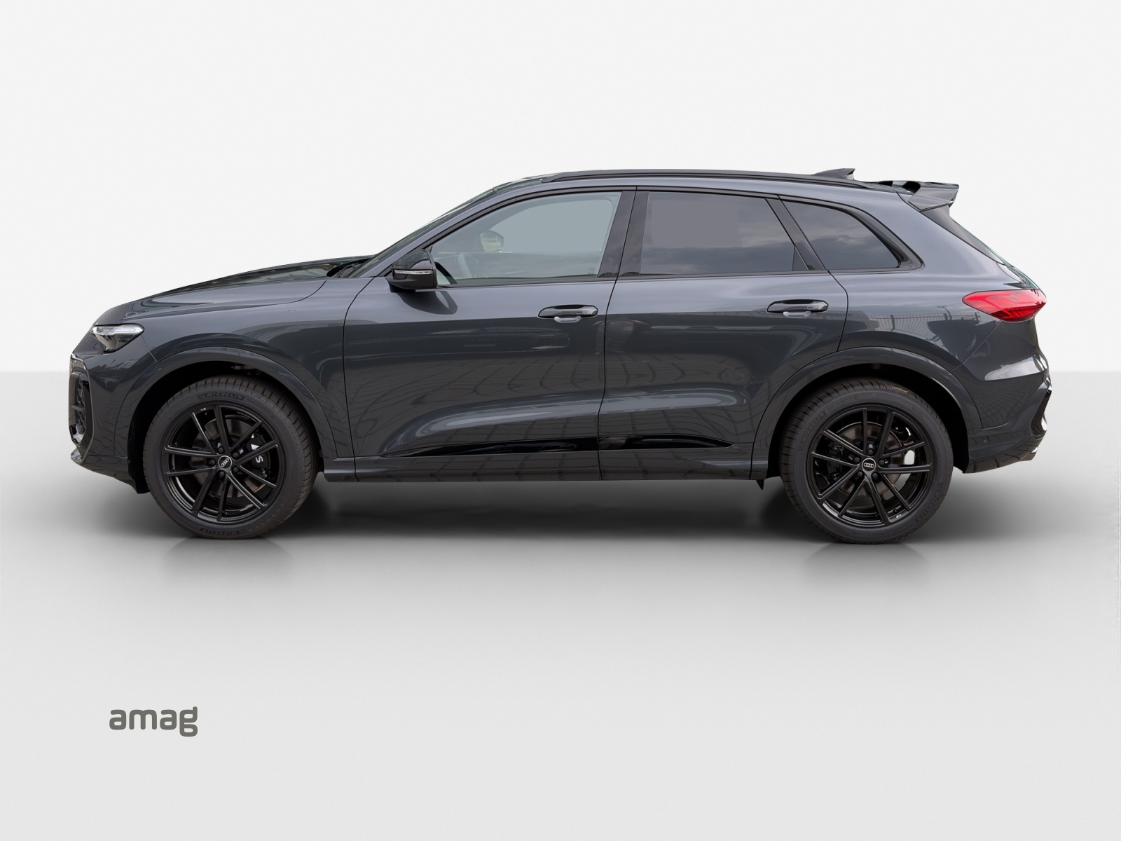 AUDI SQ5 TFSI quattro S-tronic-image-1