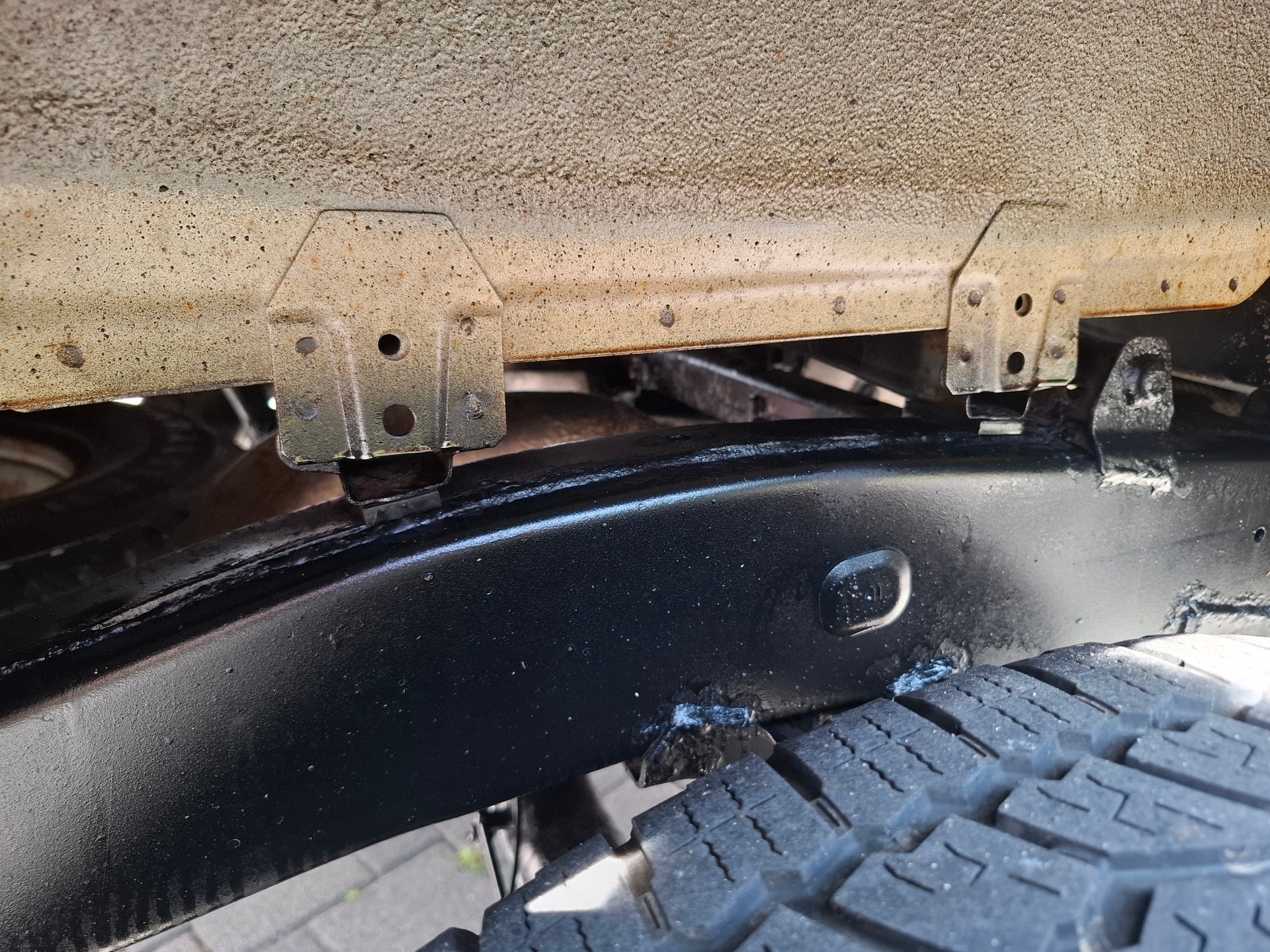 TOYOTA Hilux 2.5D 4WD Double Cab Luna-image-9