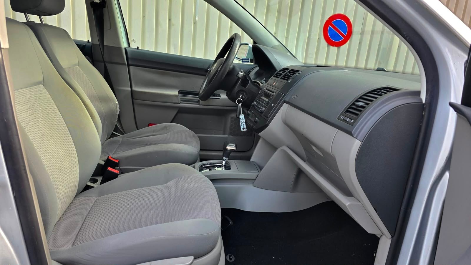 VW Polo 1.6 16V Comfortline-image-8