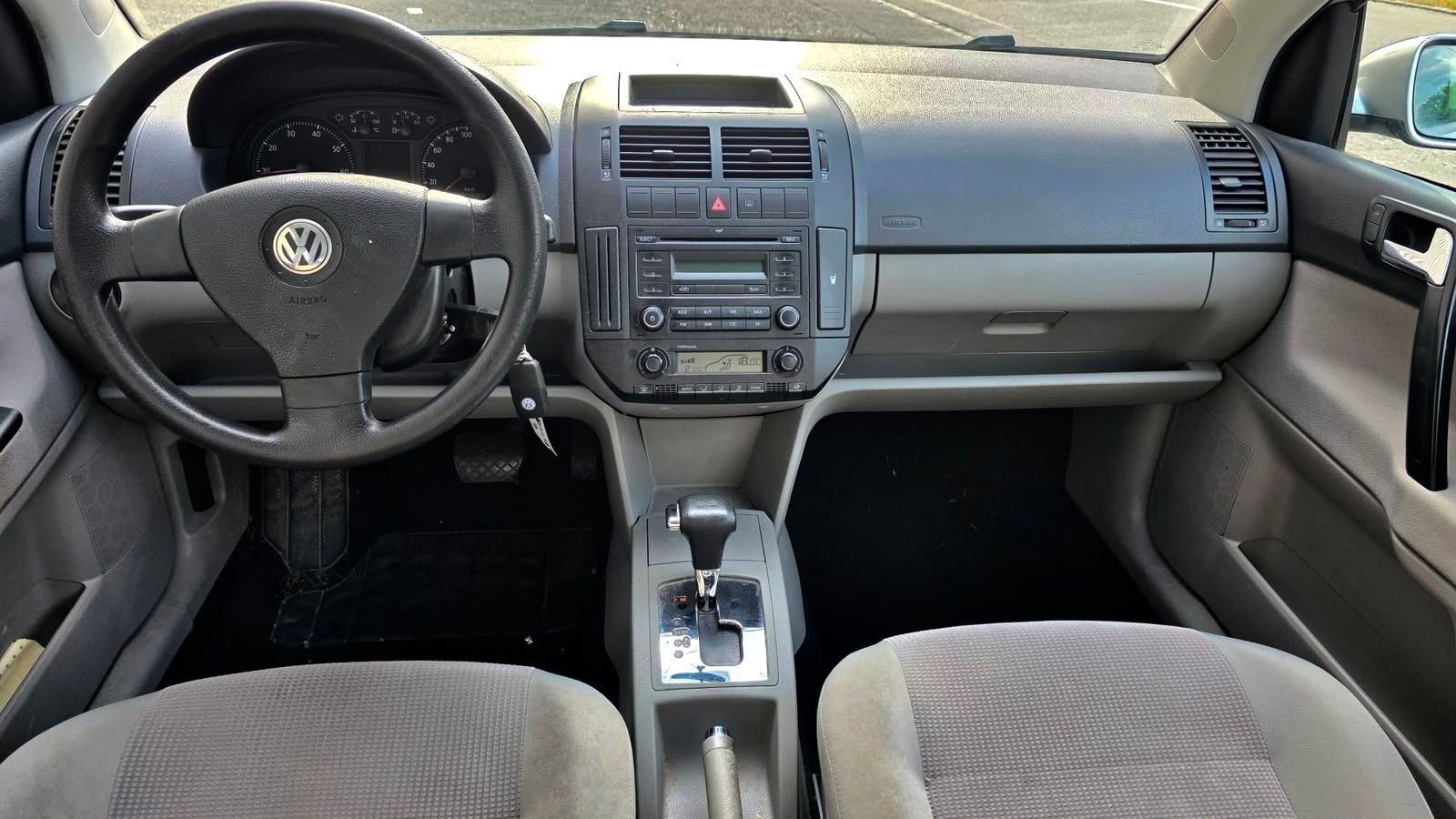 VW Polo 1.6 16V Comfortline-image-13