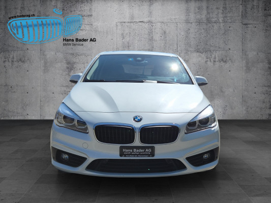 BMW 225i Active Tourer-image-0