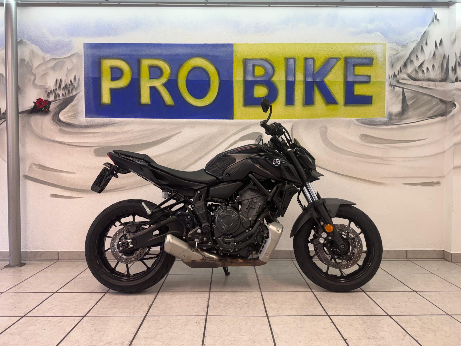 YAMAHA MT-07 (35KW)-showroom-element-1