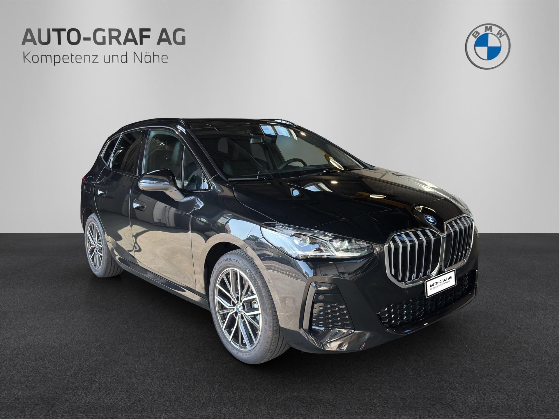 BMW 230e xDrive Active Tourer M Sport-image-6