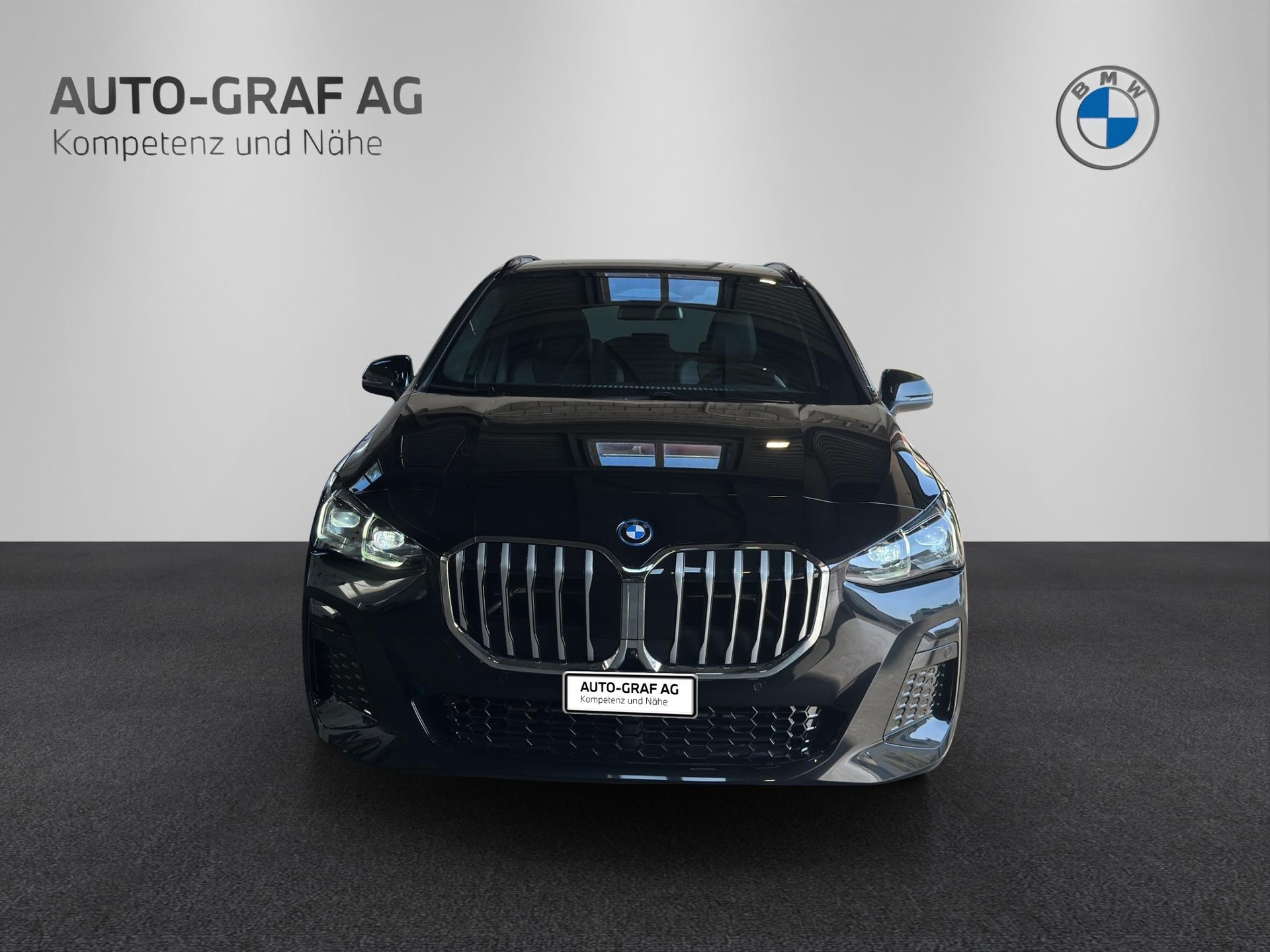 BMW 230e xDrive Active Tourer M Sport-image-7