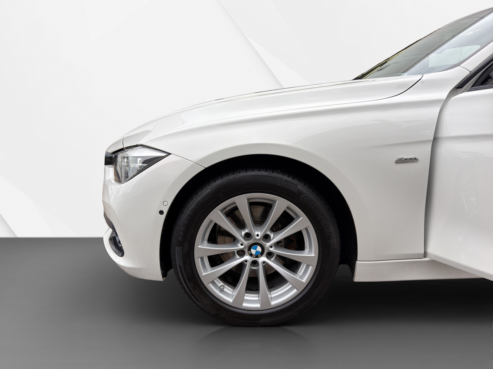 BMW 320d xDrive Touring EdSpo-image-10
