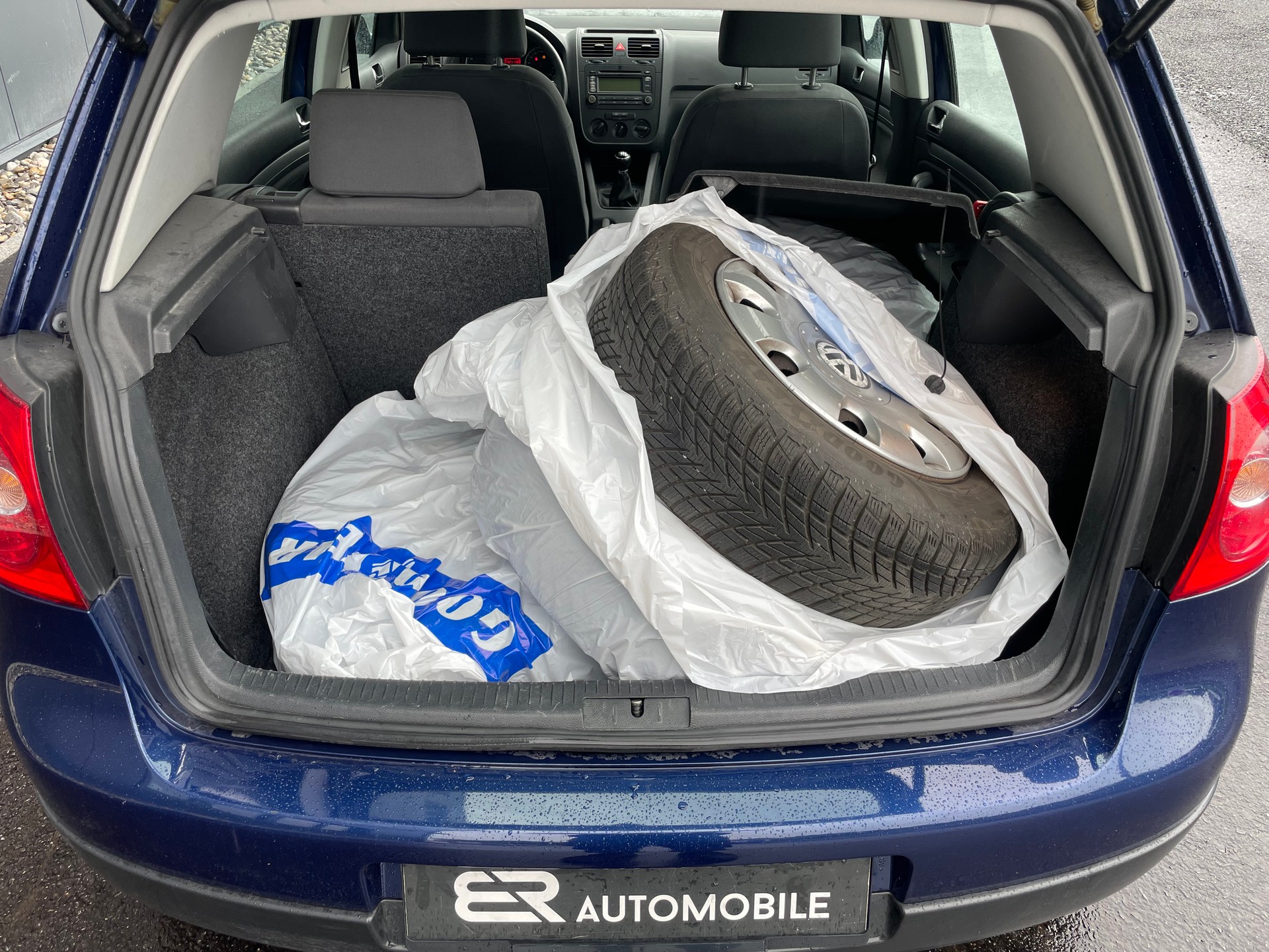 VW Golf 1.6 FSI Comfortline-image-4