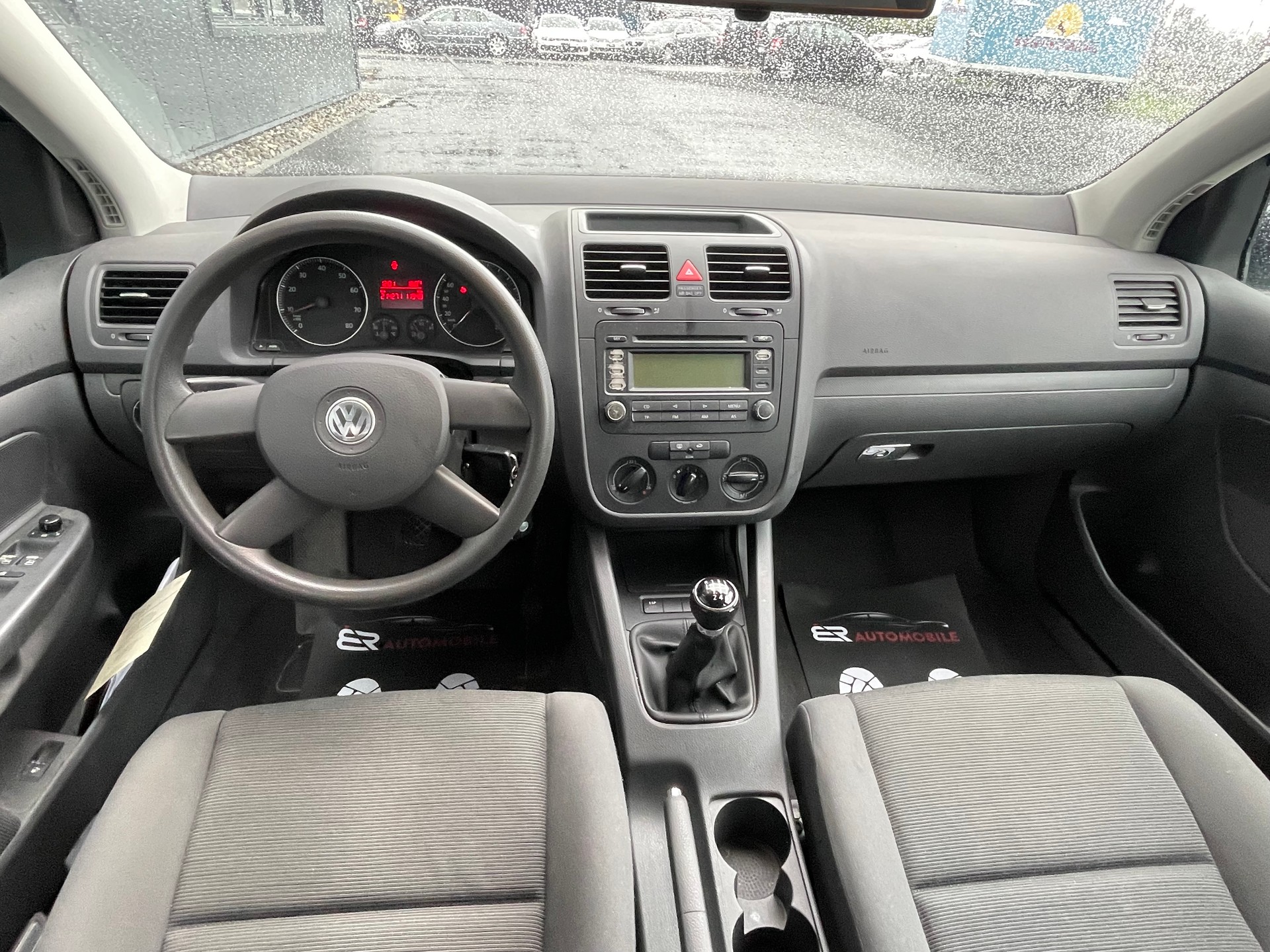 VW Golf 1.6 FSI Comfortline-image-9
