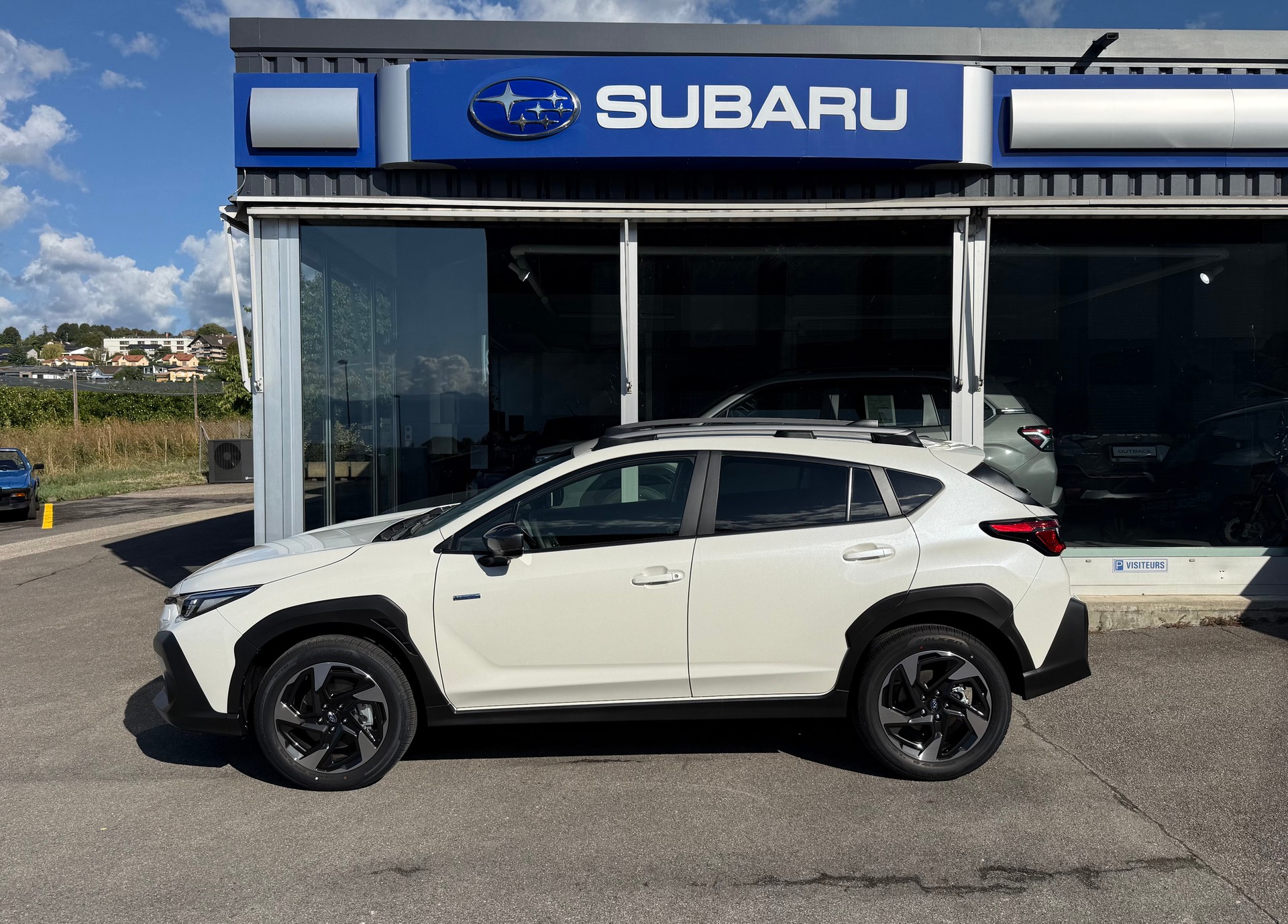 SUBARU Crosstrek 2.0 e-Boxer Swiss Plus AWD Lineartronic-image-3