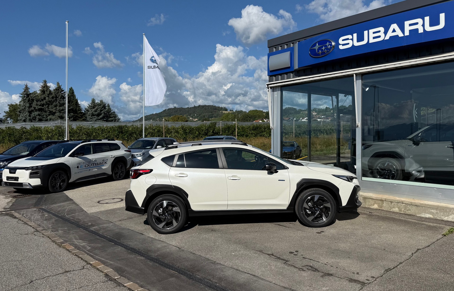 SUBARU Crosstrek 2.0 e-Boxer Swiss Plus AWD Lineartronic-image-9