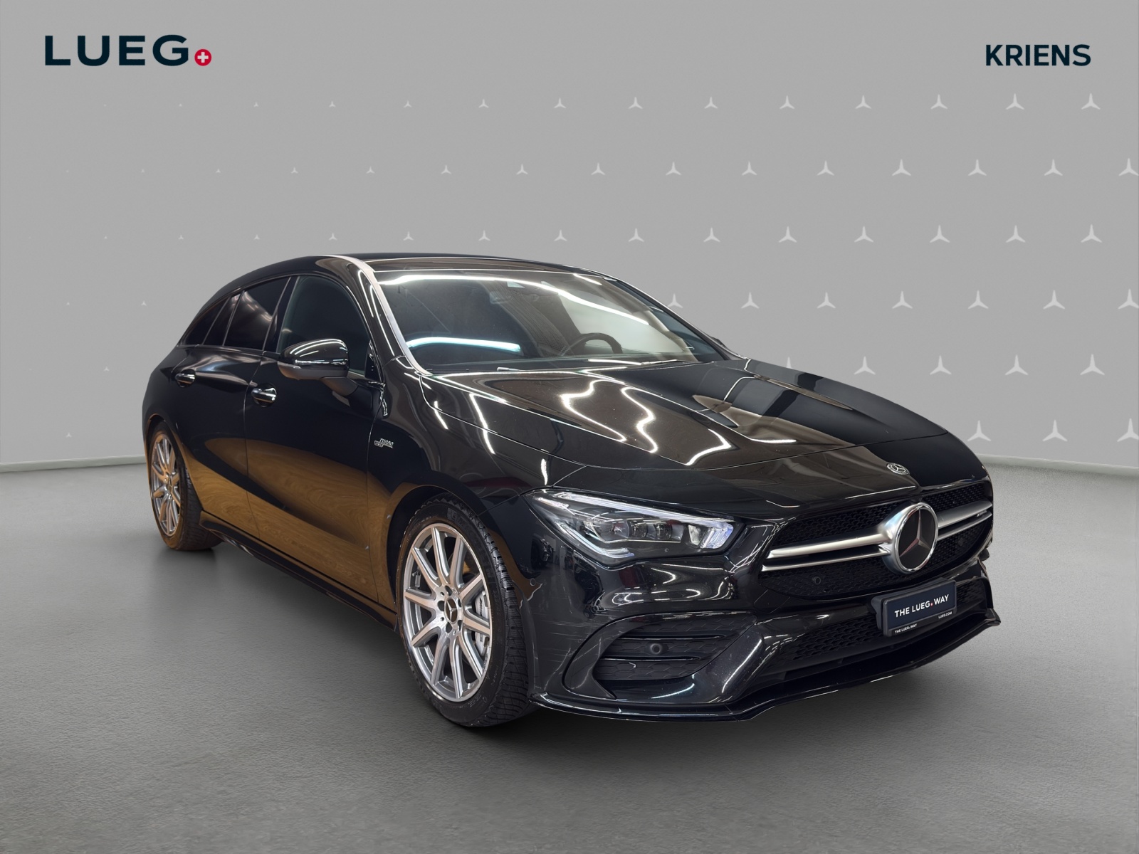 MERCEDES-BENZ CLA 35 4M - SB - AMG / DISTRONIC / 360 Grad Kamera / Panorama-Dach-image-4