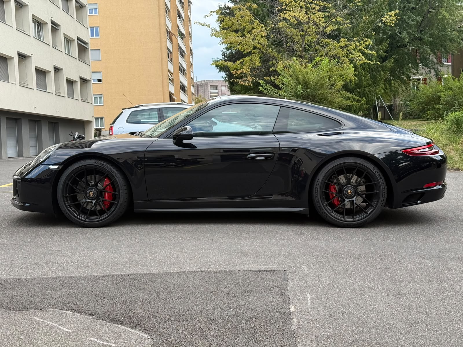 PORSCHE 3.0 Carrera 4 GTS PDK-image-2