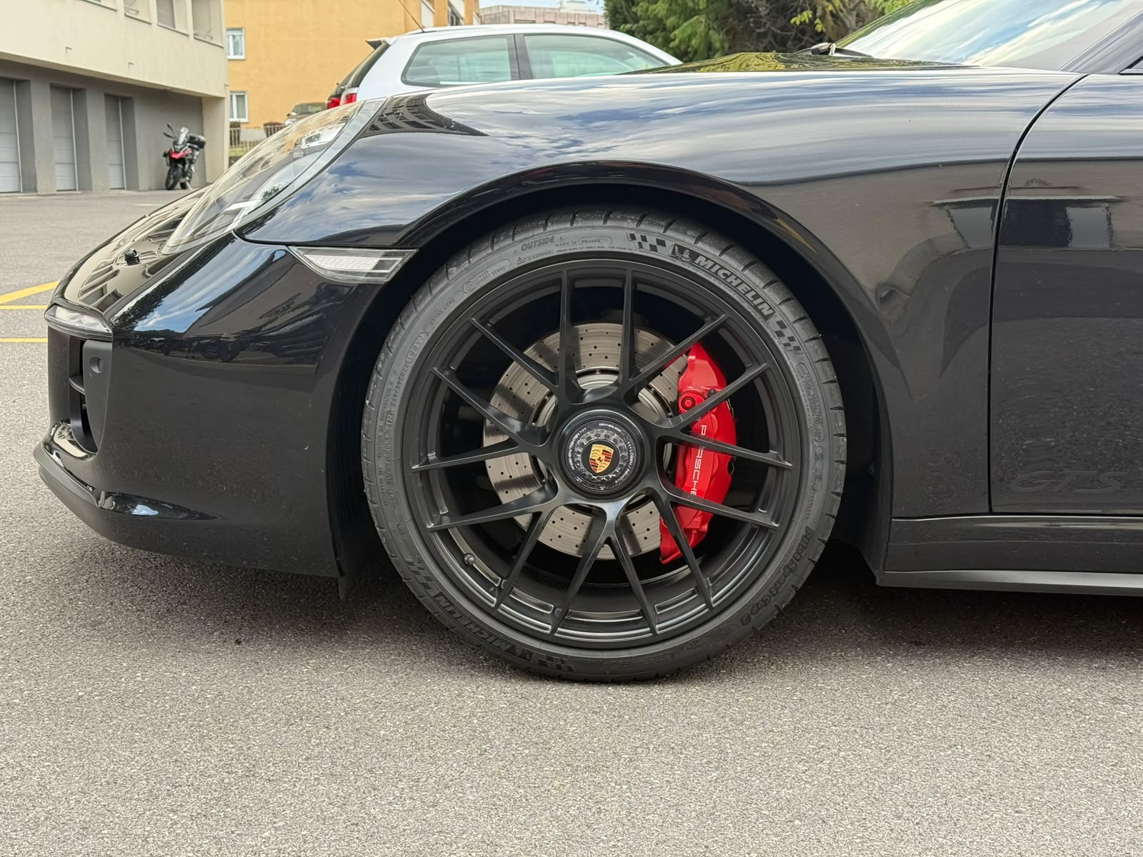 PORSCHE 3.0 Carrera 4 GTS PDK-image-9