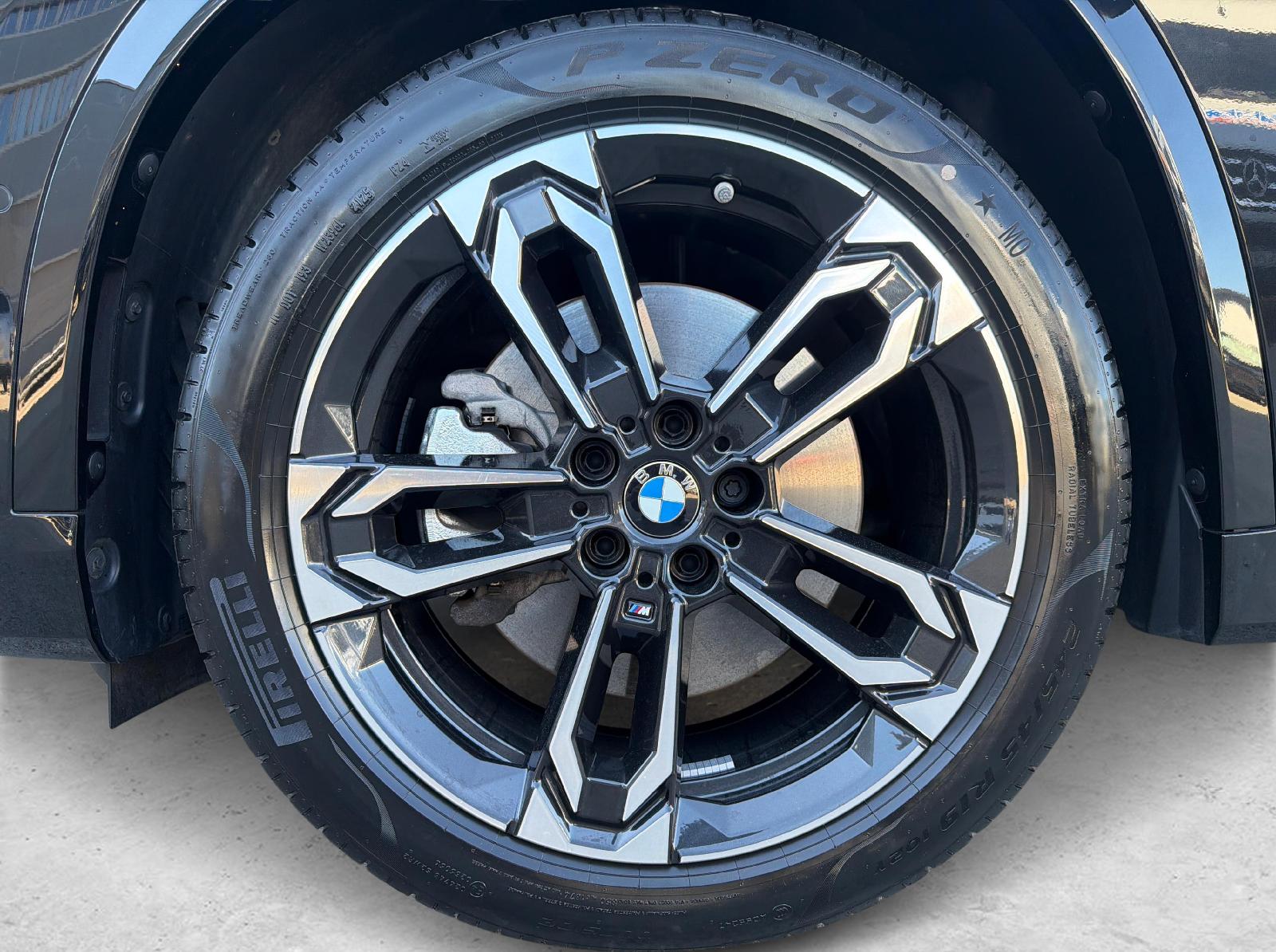 BMW X1 30e xDrive paddles-image-10
