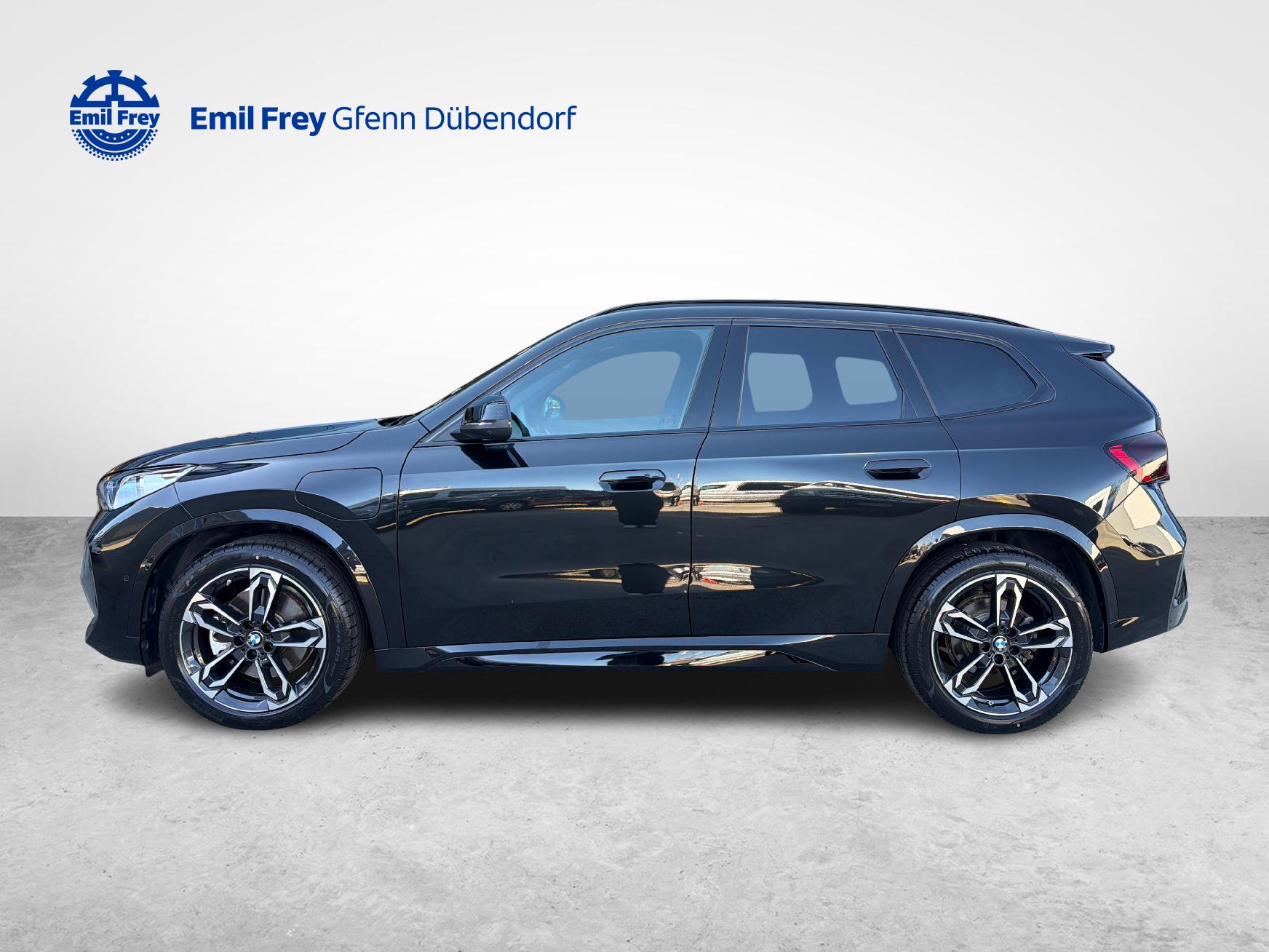 BMW X1 30e xDrive paddles-image-6