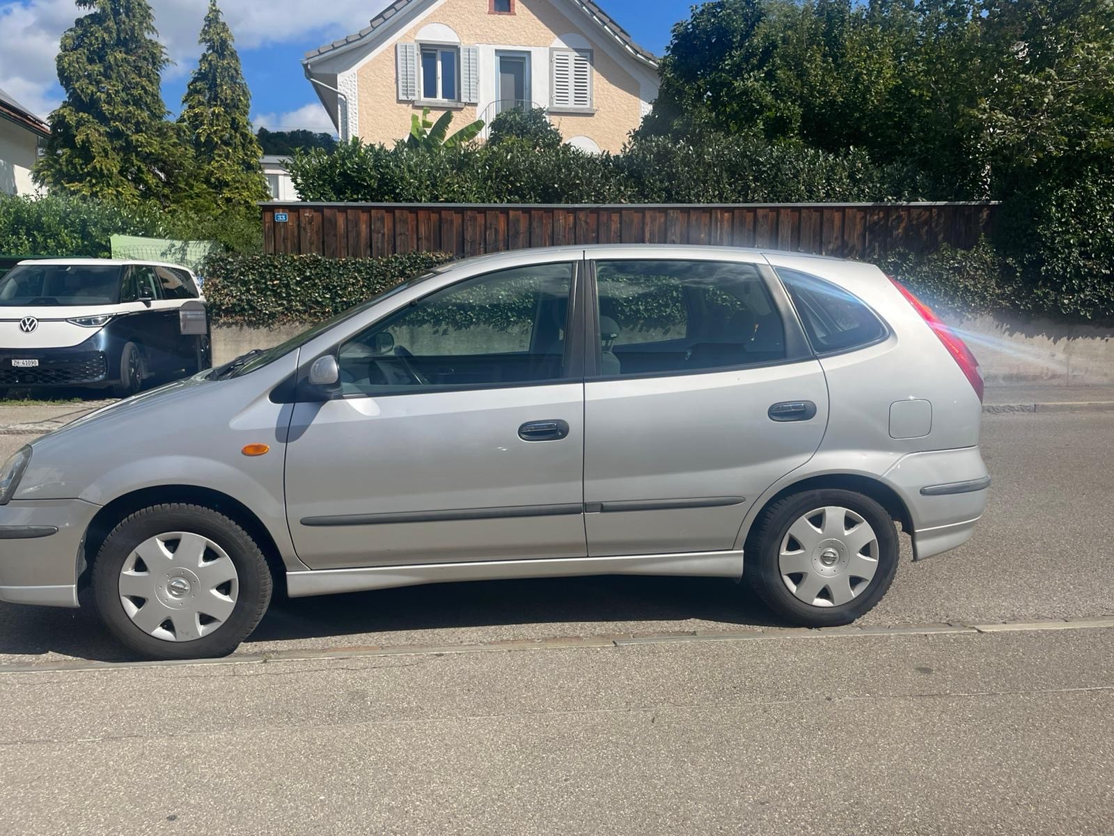NISSAN Almera Tino 1.8 16V business-image-2