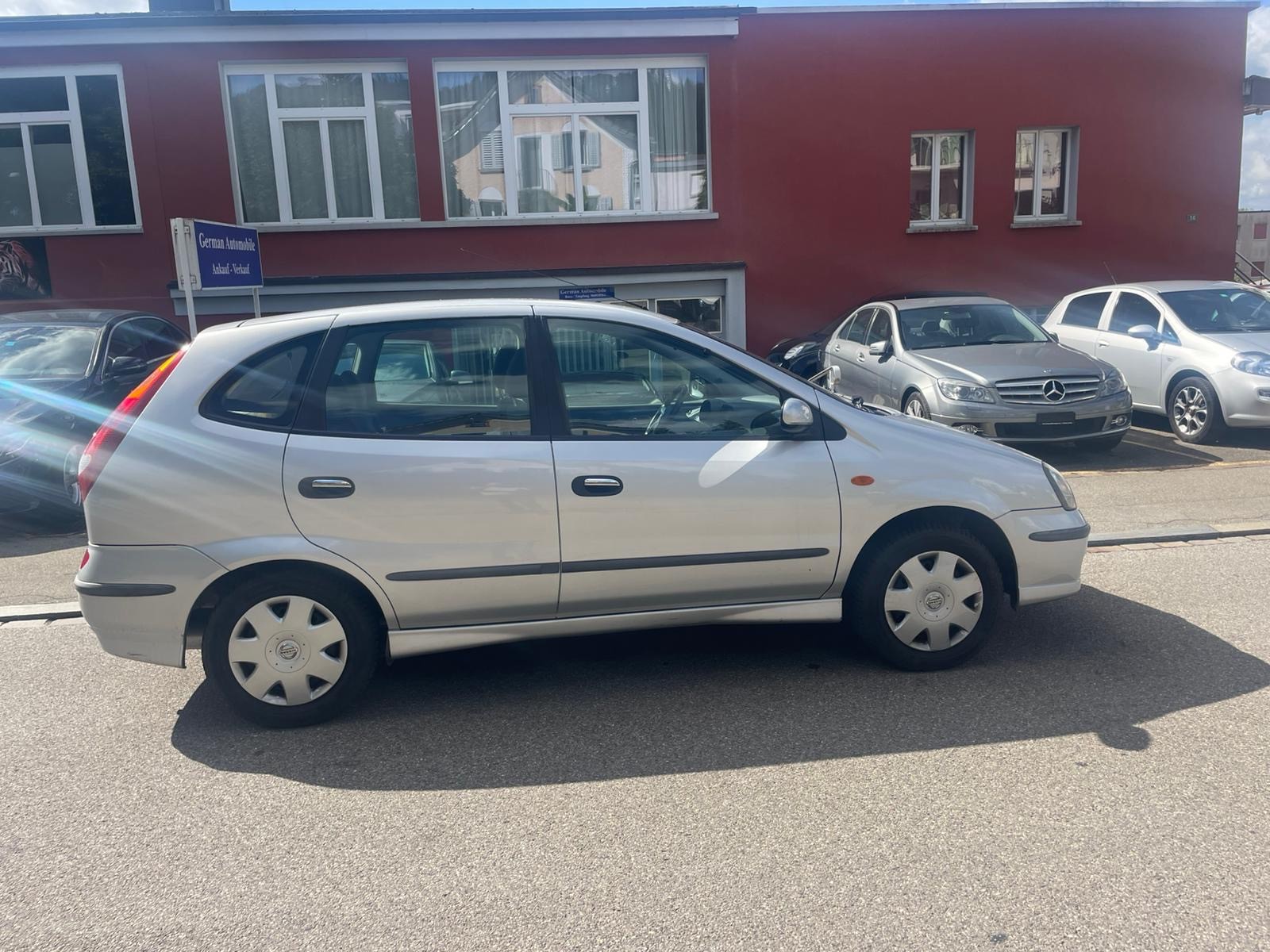 NISSAN Almera Tino 1.8 16V business-image-3