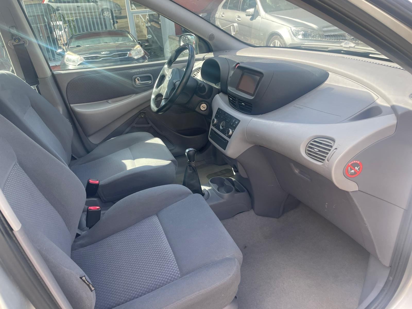 NISSAN Almera Tino 1.8 16V business-image-6