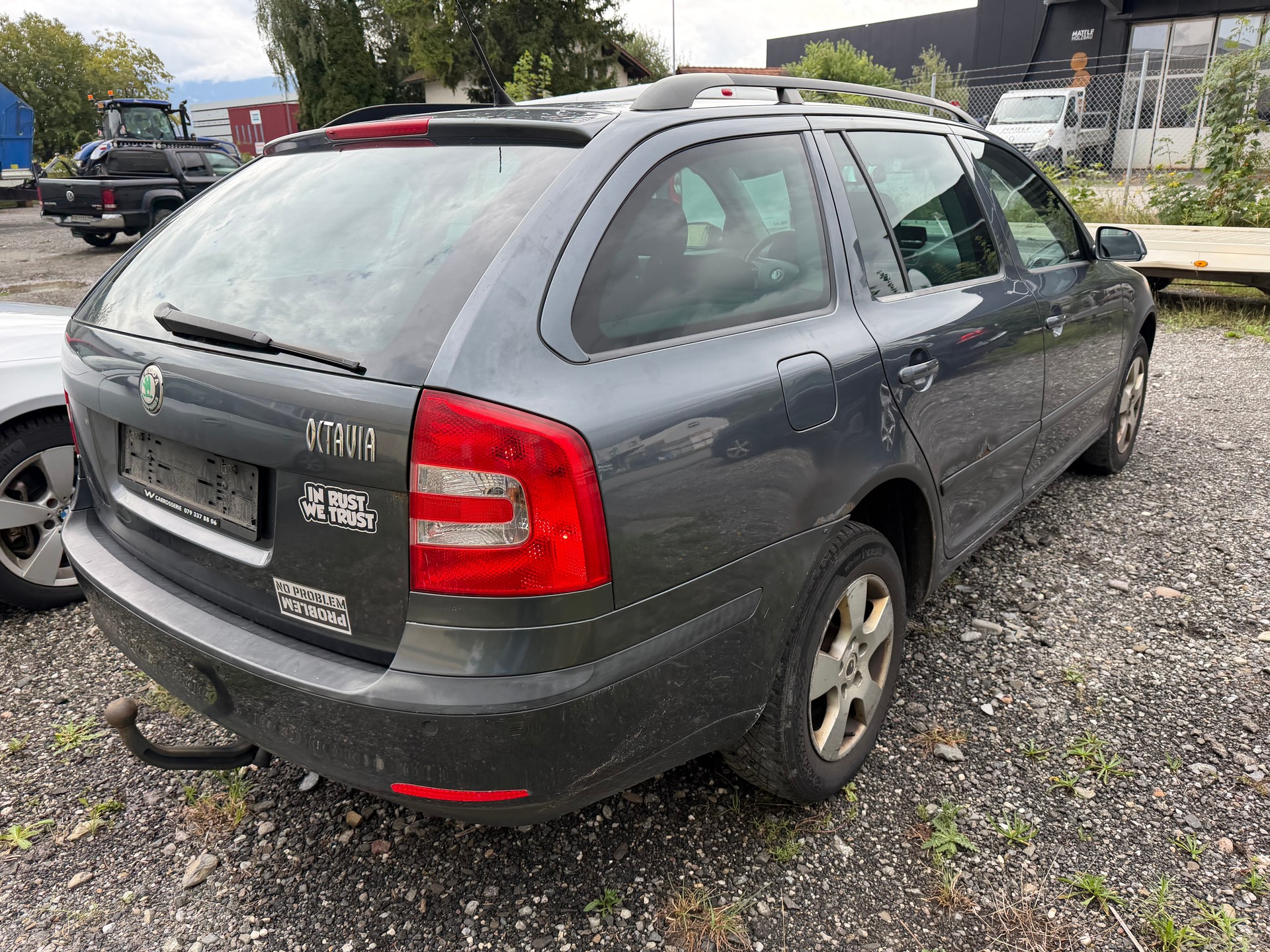 SKODA Octavia 2.0 FSI Adventure 4x4-image-8