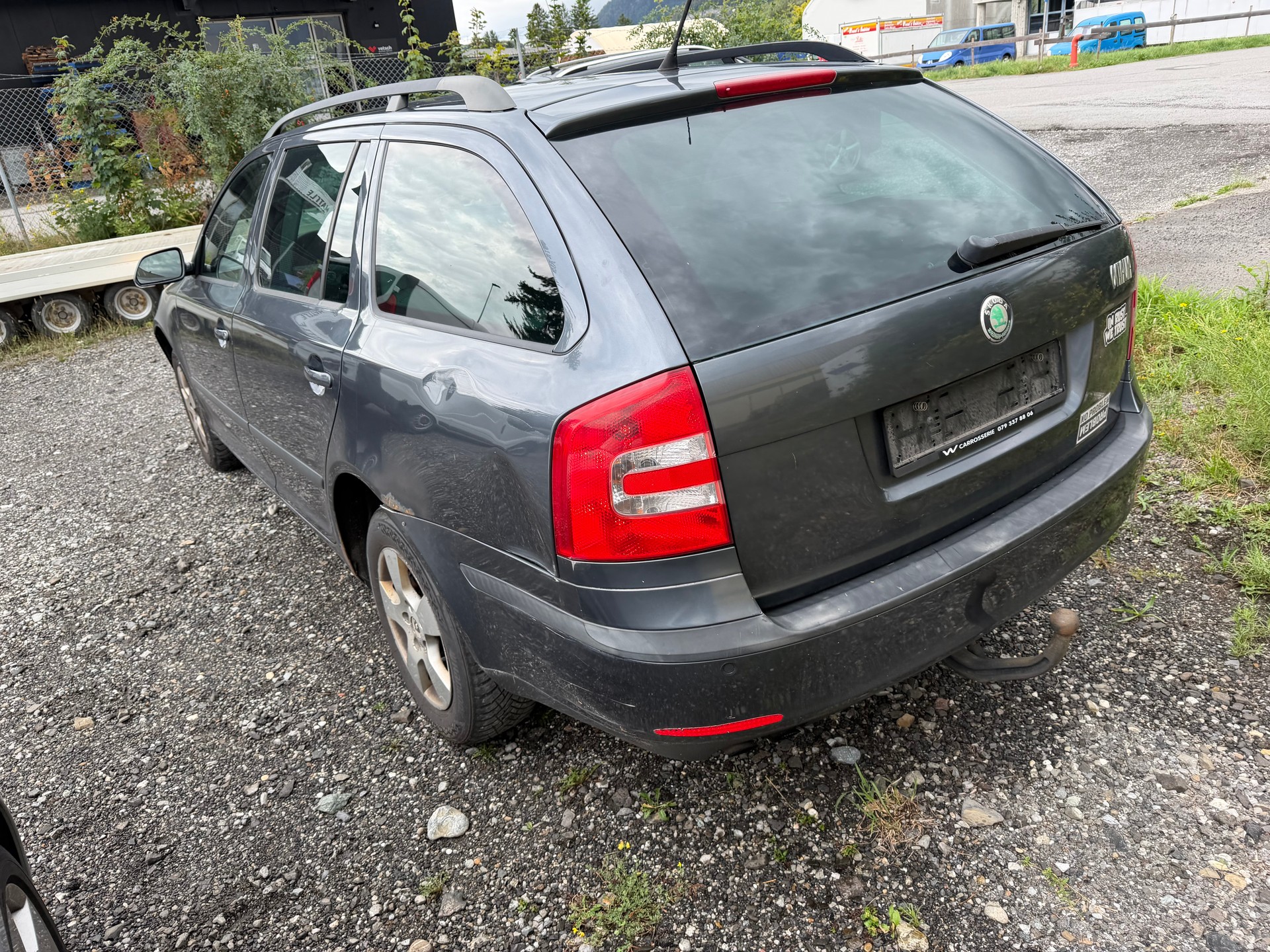 SKODA Octavia 2.0 FSI Adventure 4x4-image-10