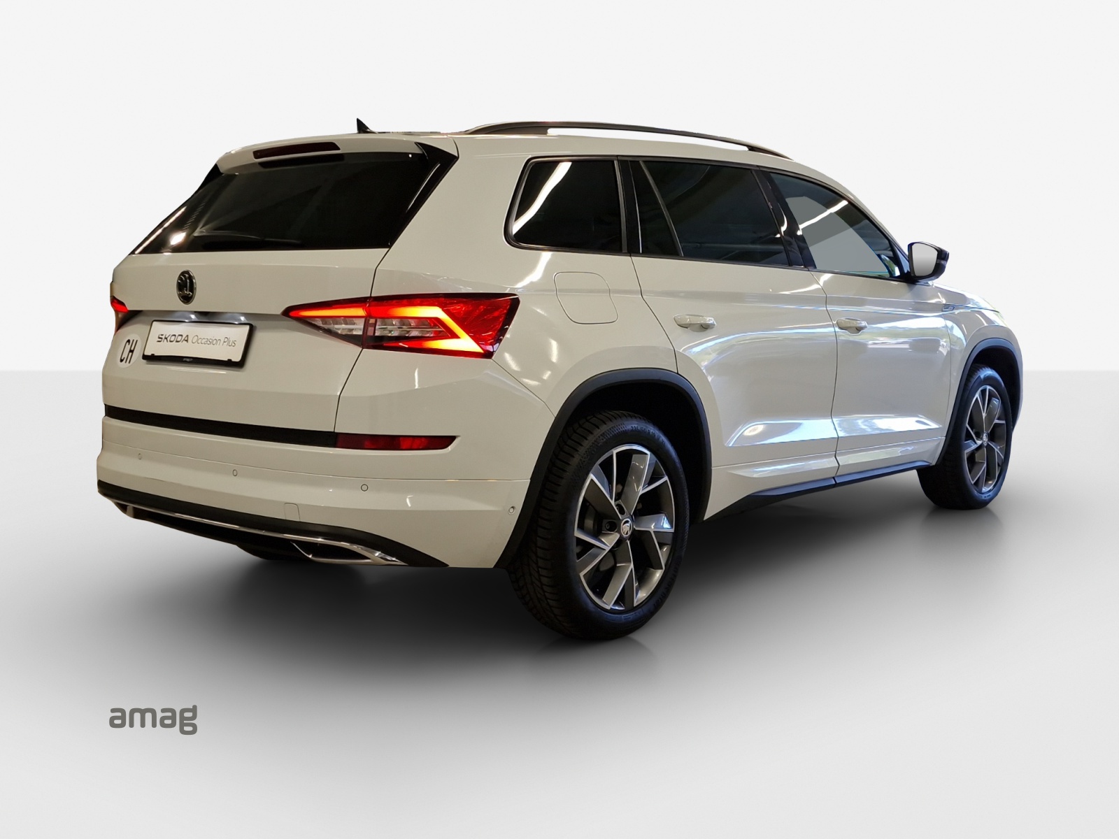 SKODA Kodiaq 2.0 TDI CR Sport Line 4x4 DSG-image-4