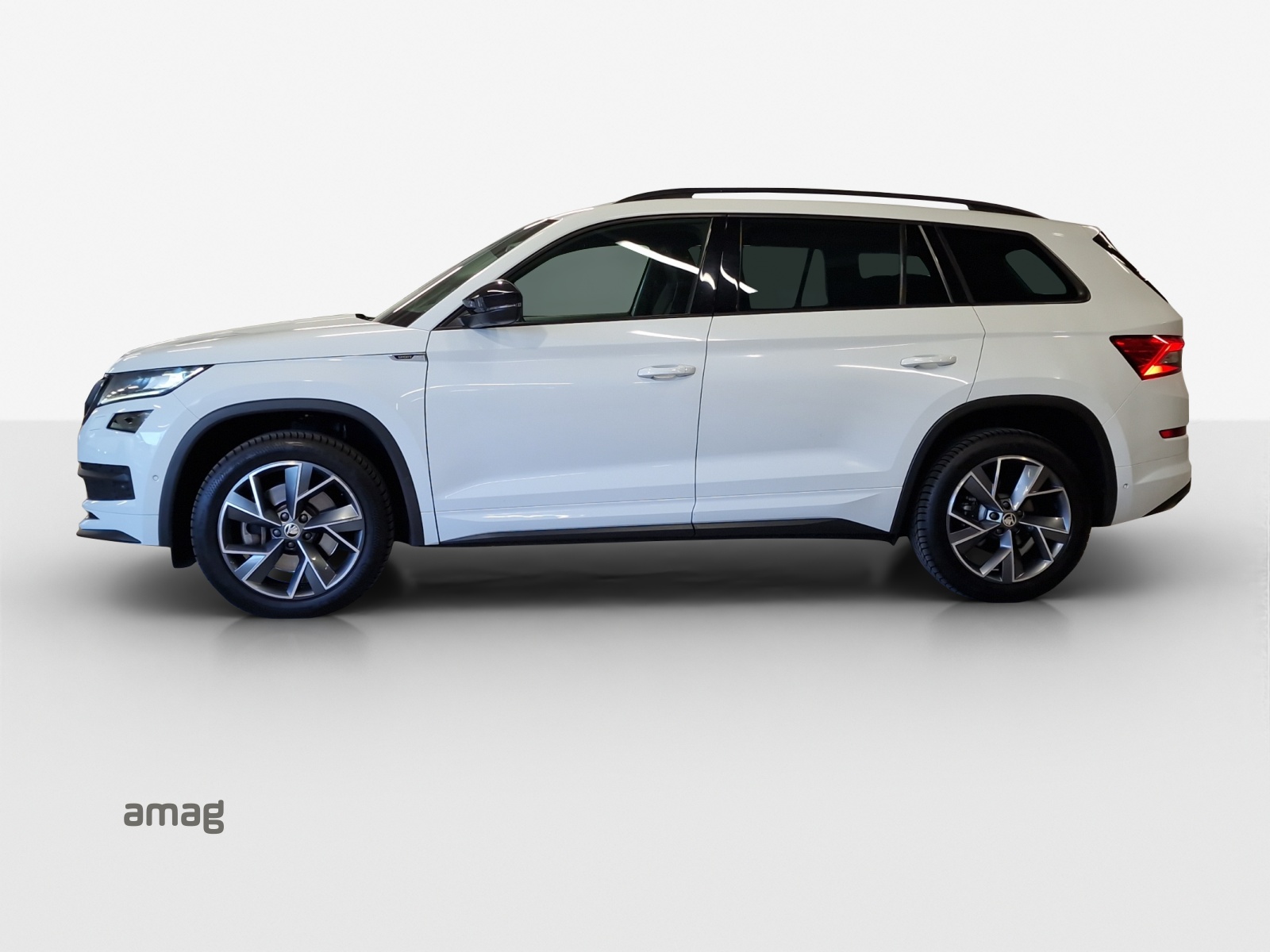 SKODA Kodiaq 2.0 TDI CR Sport Line 4x4 DSG-image-1