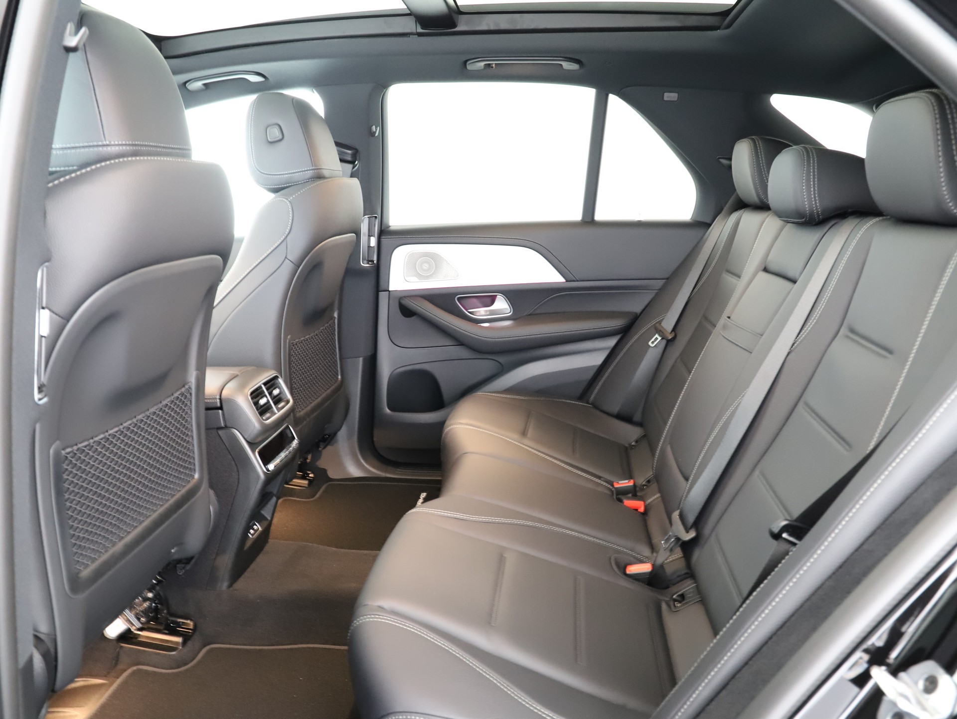 MERCEDES-BENZ GLE 300 d 4Matic-image-9