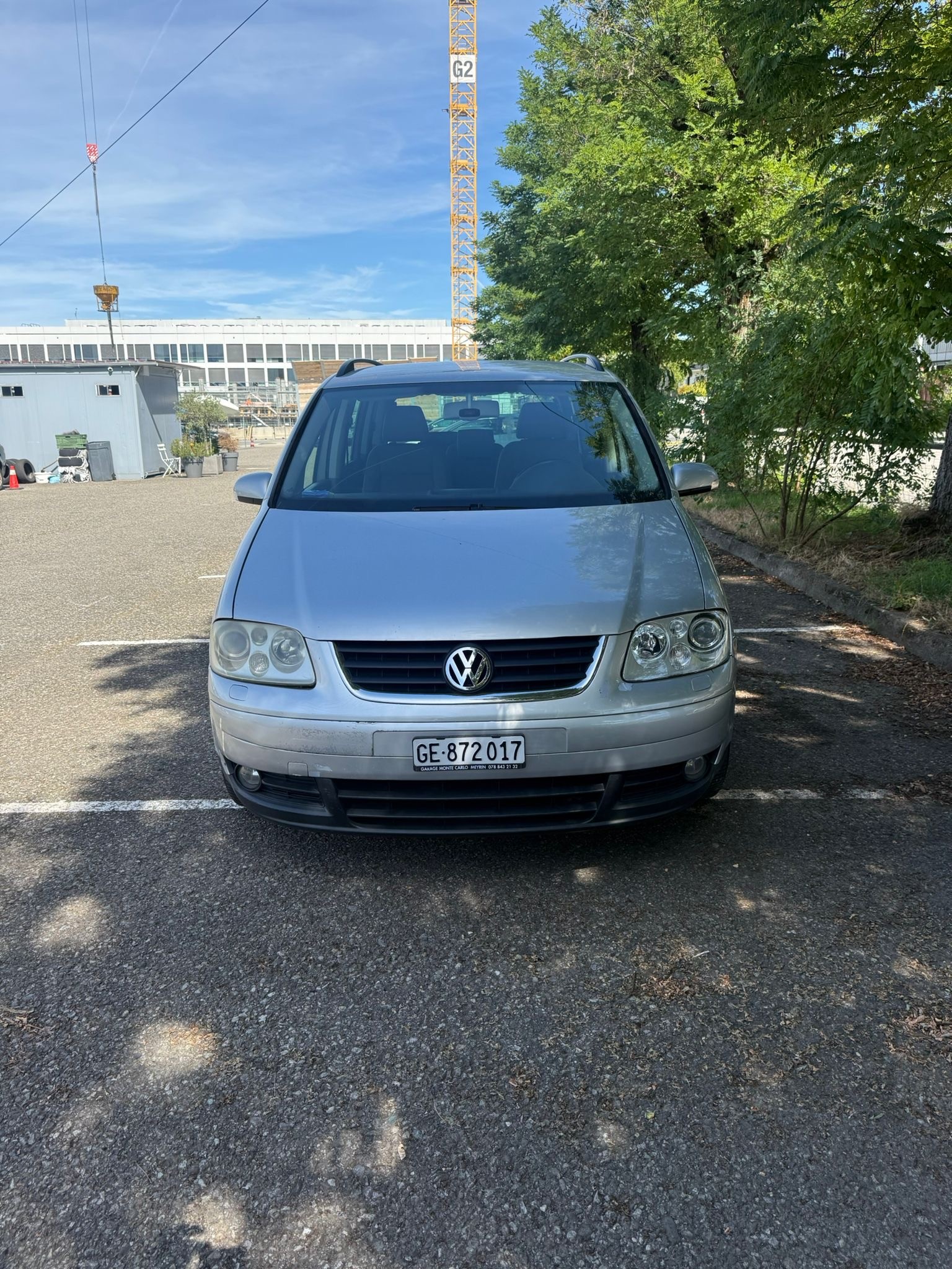 VW 7 place Automatique 2.0 essence-image-1