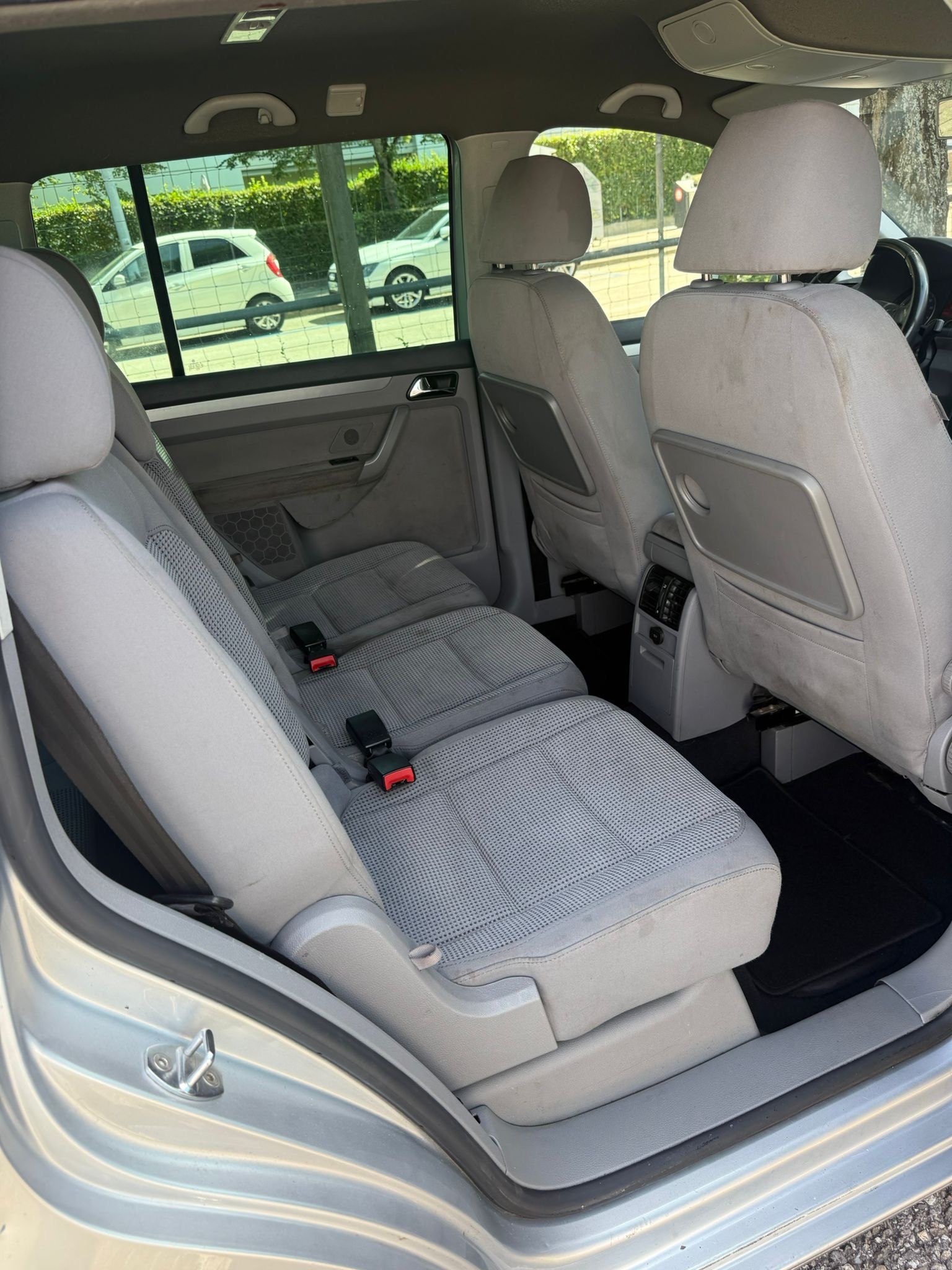 VW 7 place Automatique 2.0 essence-image-13