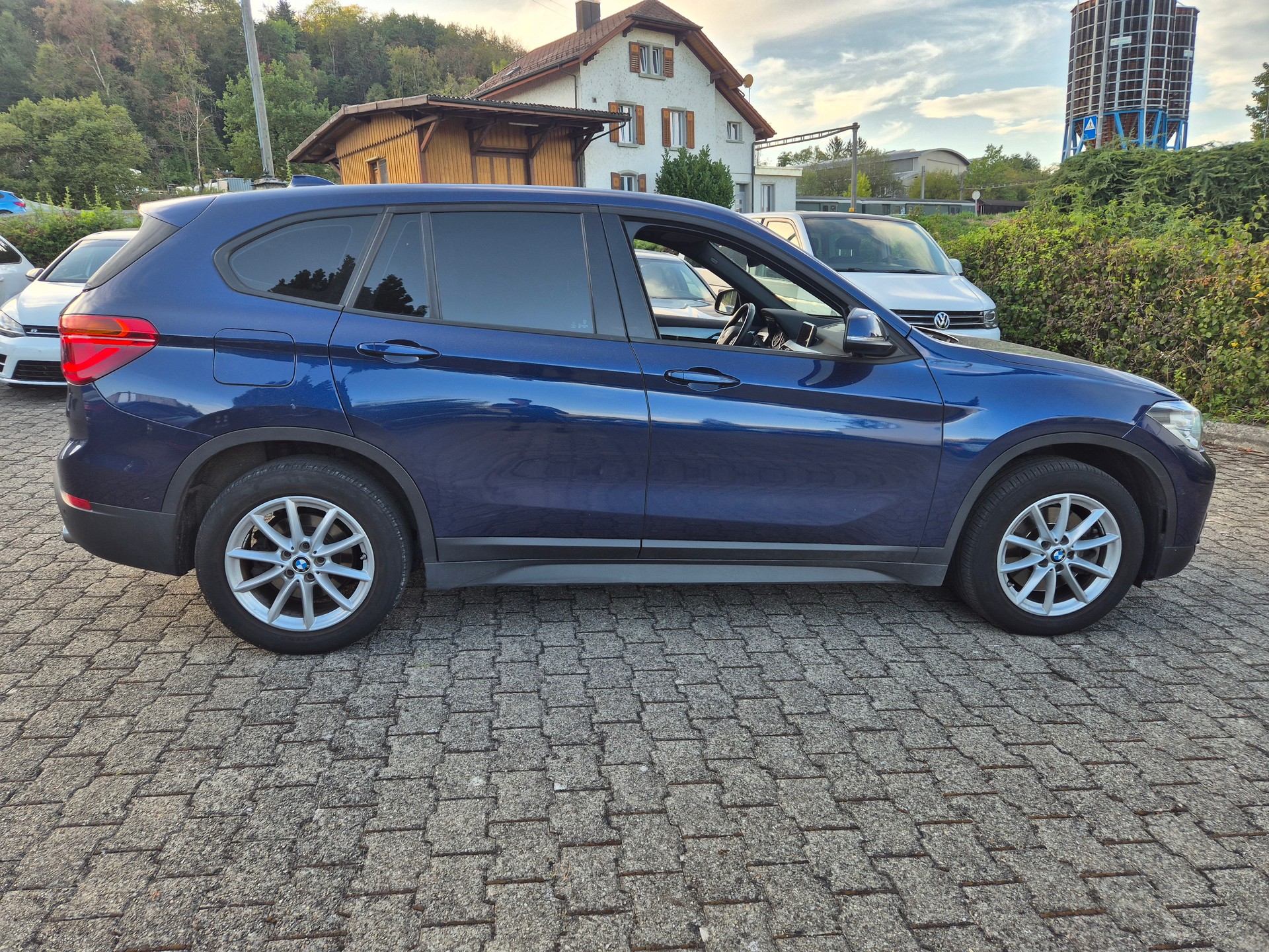 BMW X1 xDrive 20d Steptronic-image-4