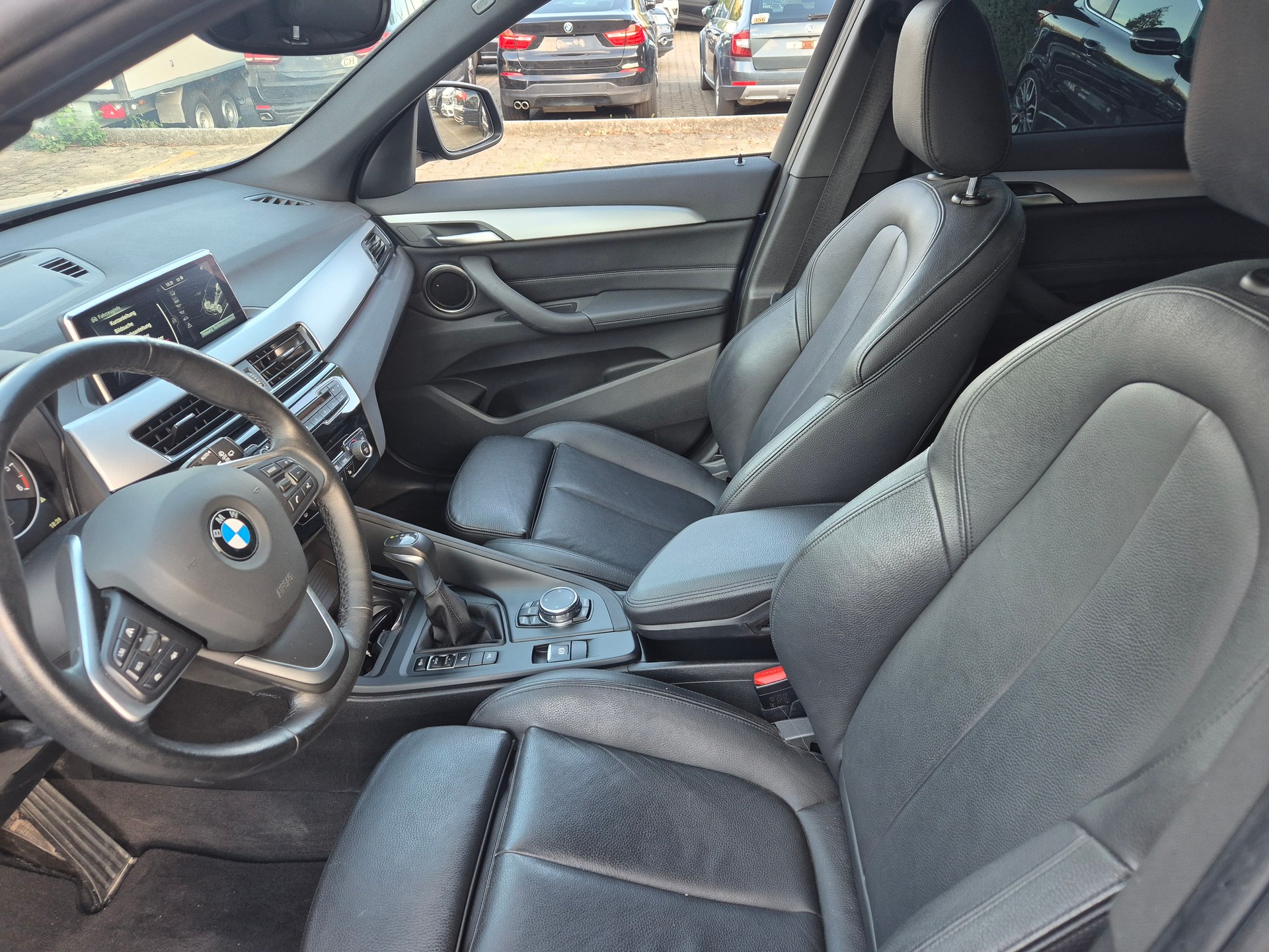 BMW X1 xDrive 20d Steptronic-image-10