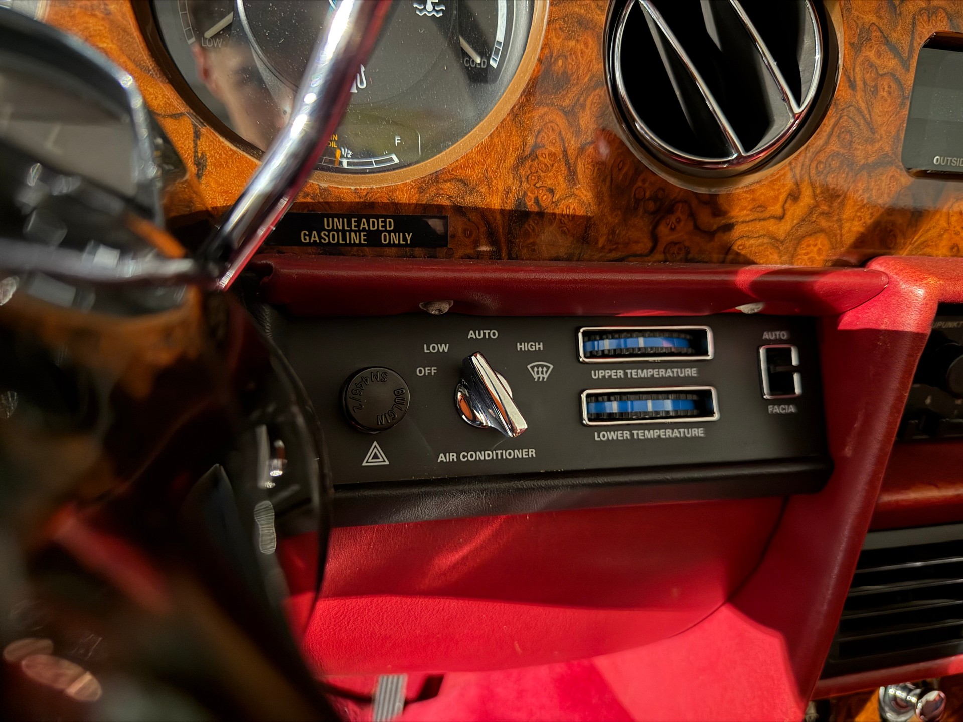ROLLS-ROYCE CORNICHE-image-19