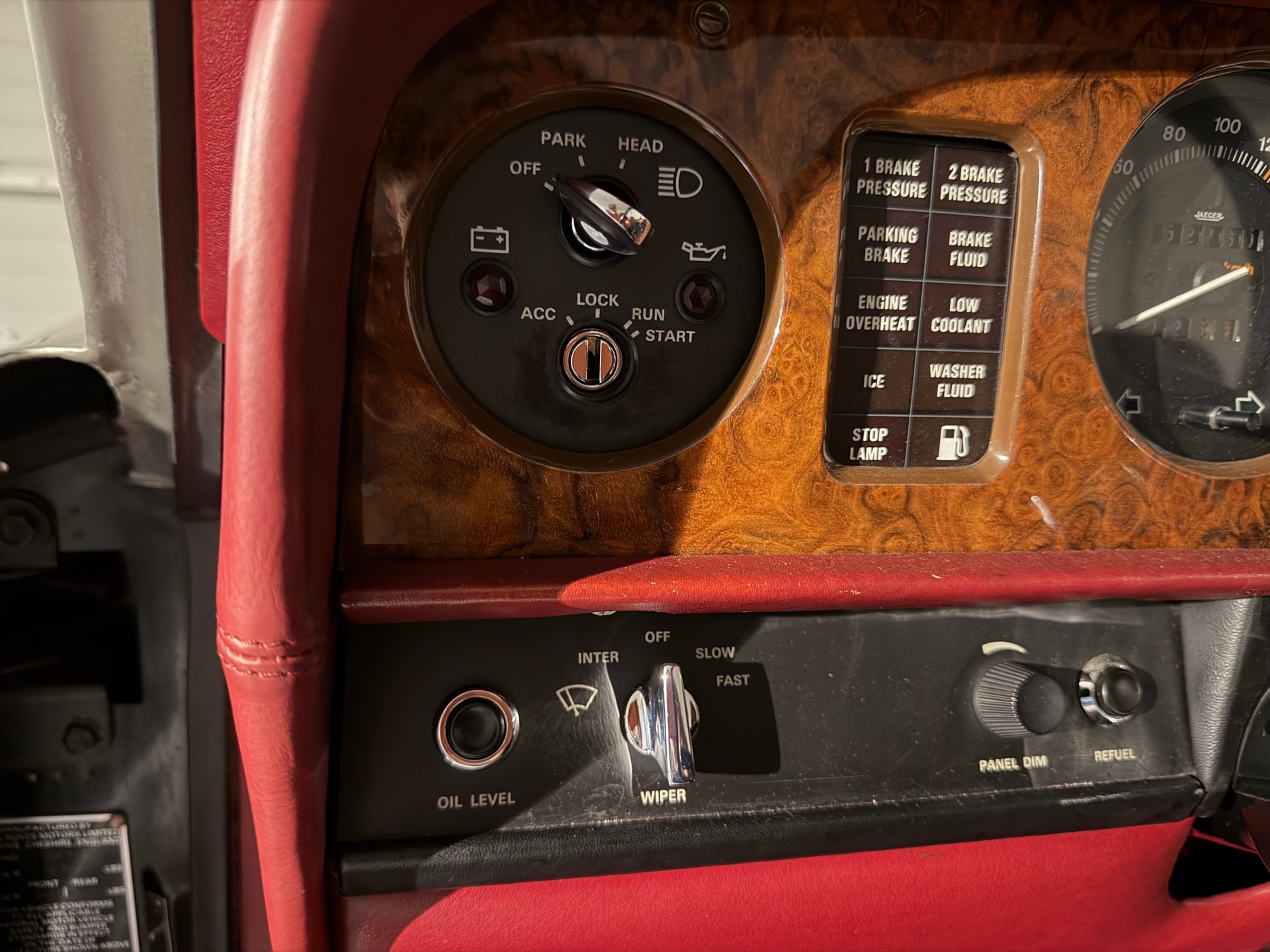 ROLLS-ROYCE CORNICHE-image-20