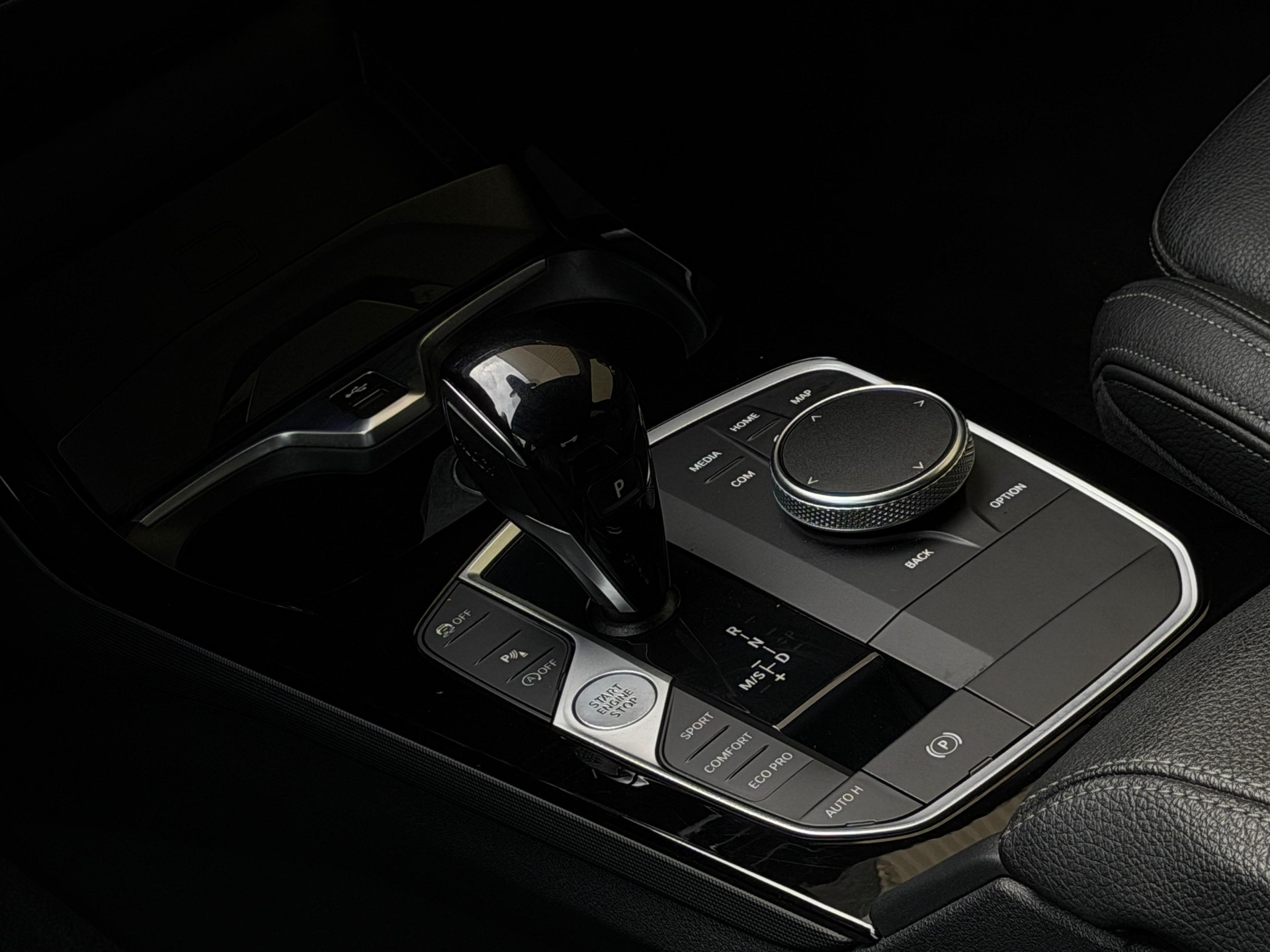 BMW M235i Gran Coupé xDrive Pure M Sport Steptronic-image-10