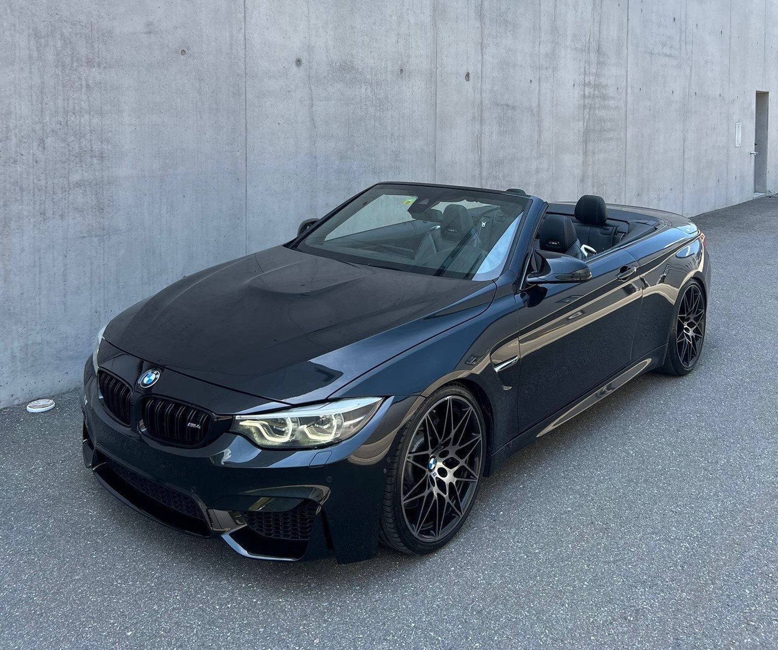 BMW M4 Compétition cabriolet - voiture Suisse - services gratuits-image-1