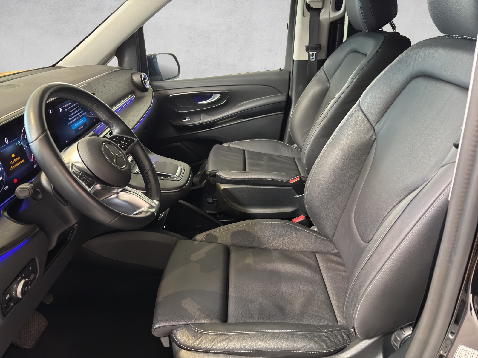 MERCEDES-BENZ V 250 d Avantgarde lang V477-image-9