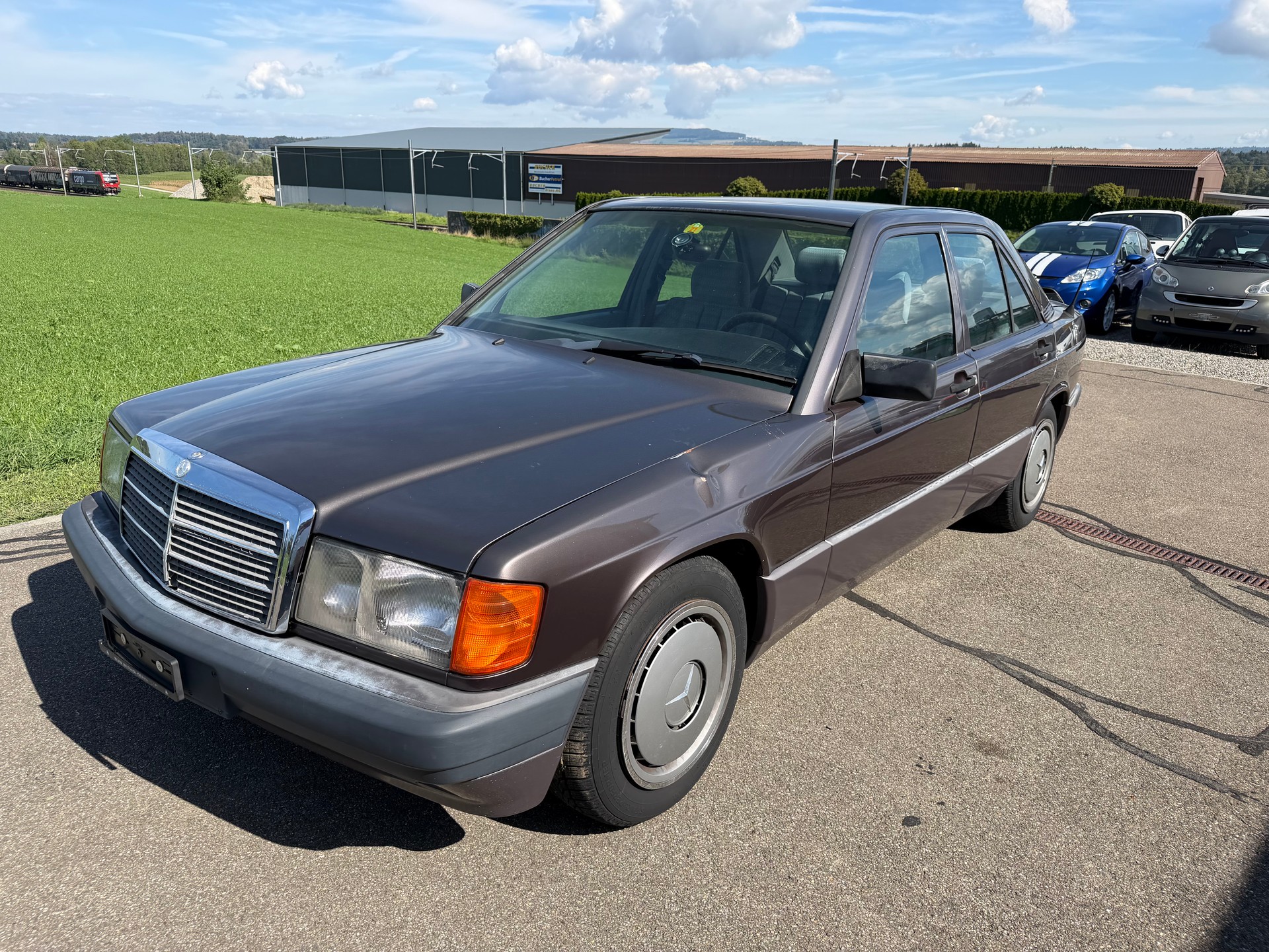 MERCEDES-BENZ 190 E 1.8 Avantgarde-image-0