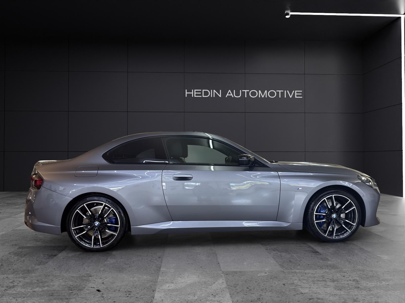 BMW M240i Coupé xDrive-image-5
