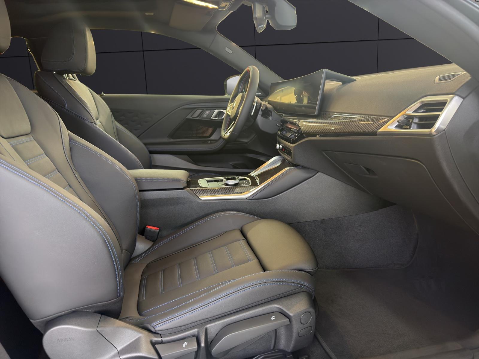 BMW M240i Coupé xDrive-image-14