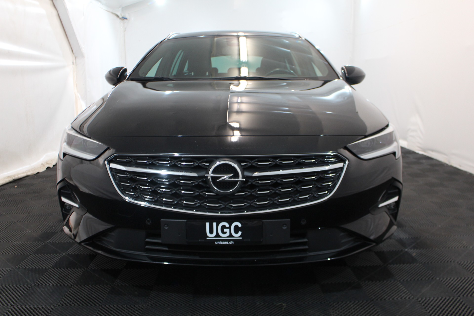 OPEL Insignia Sports Tourer 2.0 T Elegance-image-1